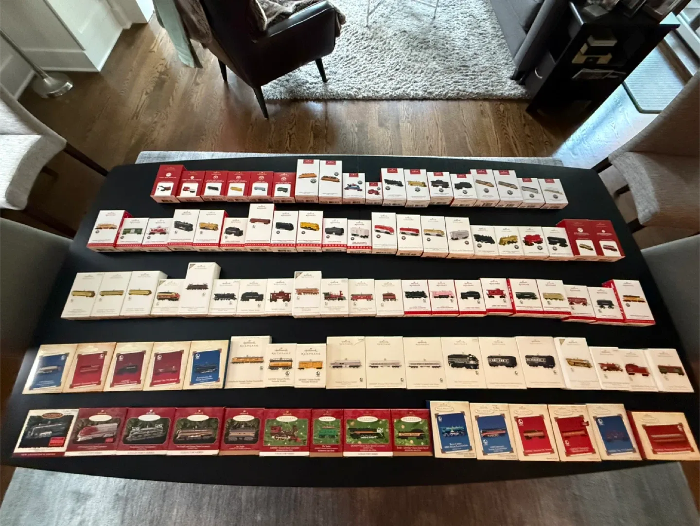 Lionel Train Ornament Collection image indicator(2)