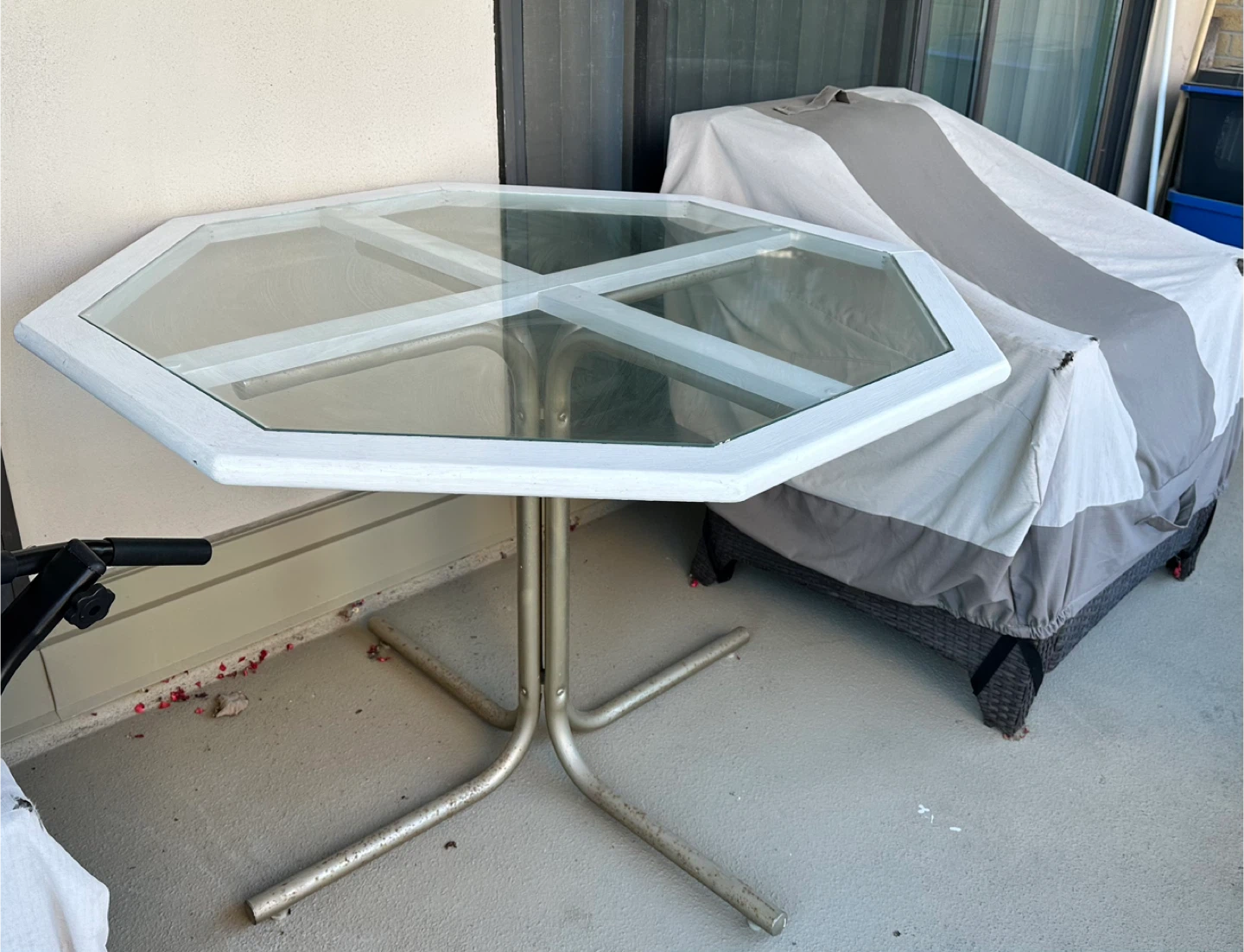 Glass Top Octagon Table - photo 3