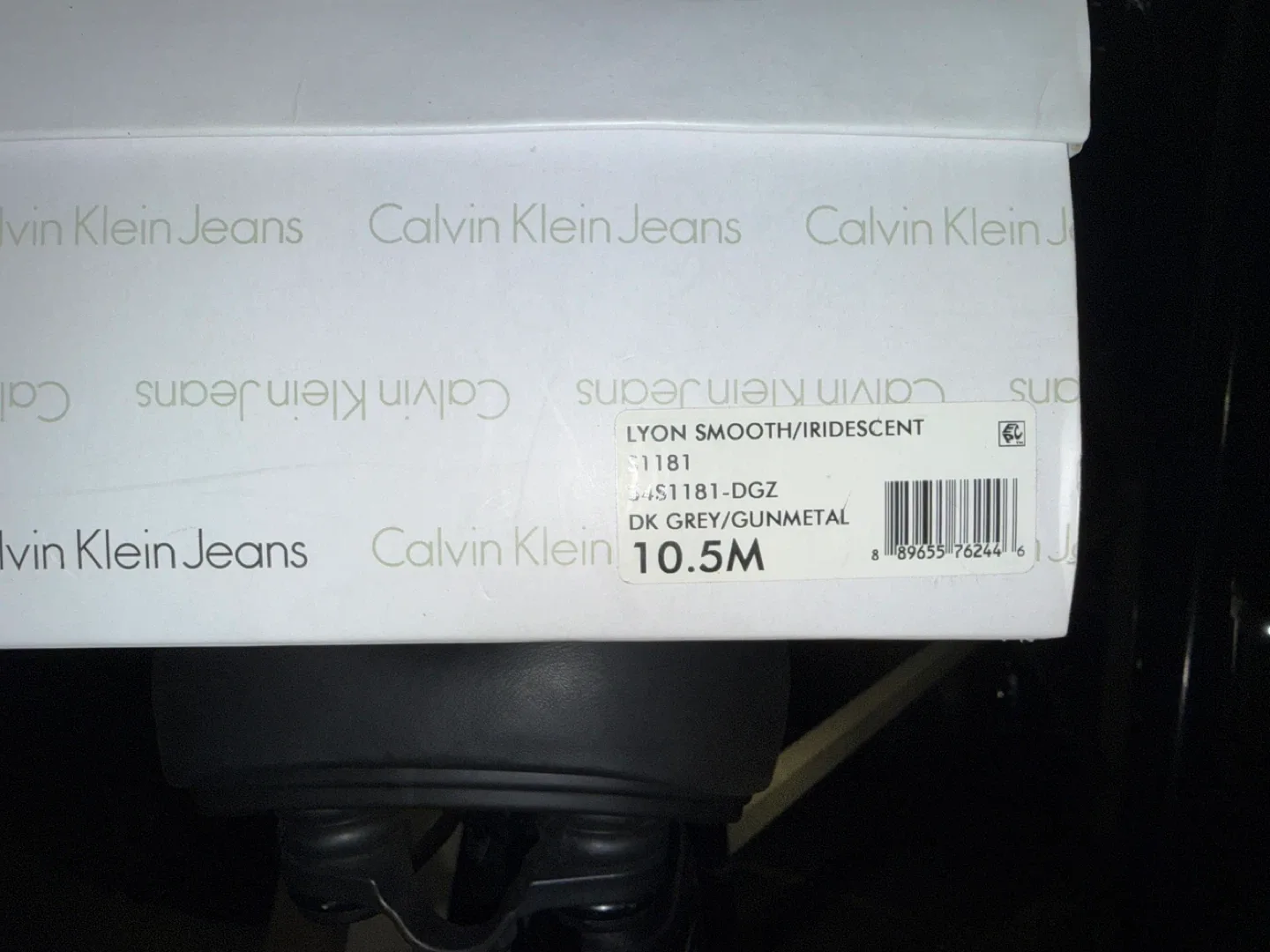 Grey Leather Sneaker image indicator(3)