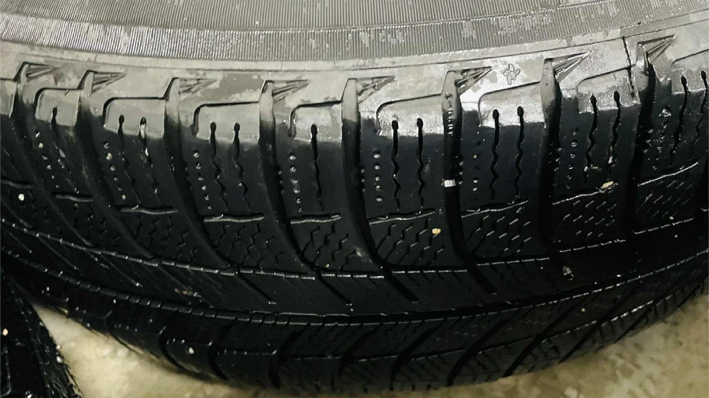 BMW Rims & winter tires 225/60R17 image indicator(6)