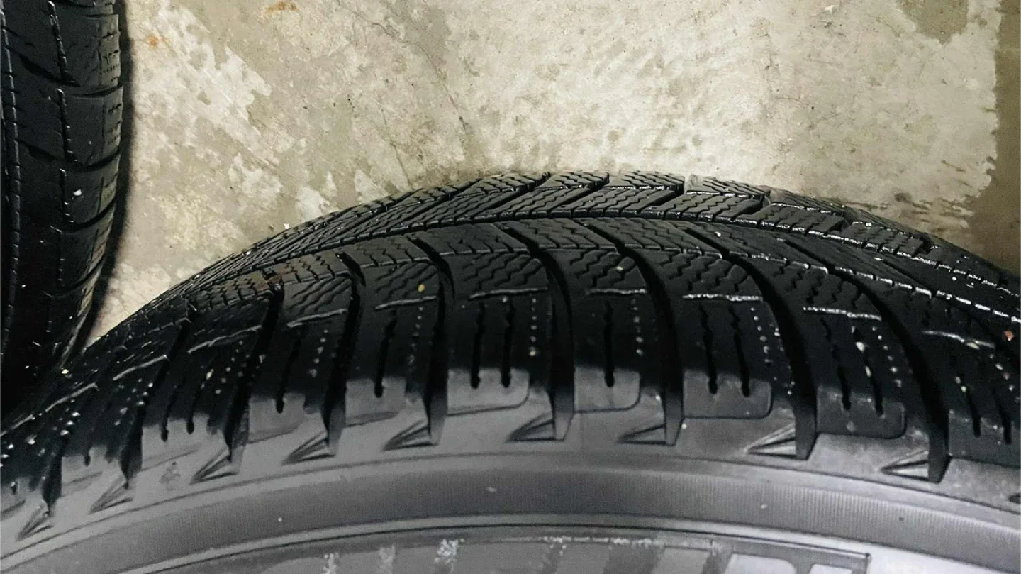 BMW Rims & winter tires 225/60R17 image indicator(7)