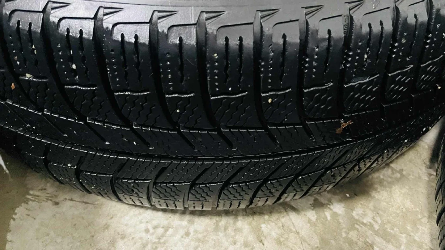 BMW Rims & winter tires 225/60R17 image indicator(8)