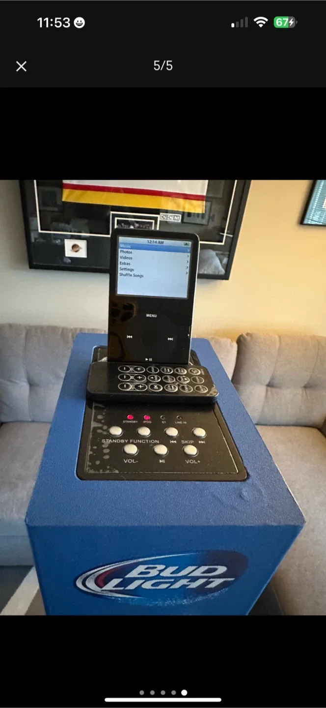 Bud Light Tower Speaker for iPod/iPhone/Bluetooth image indicator(4)