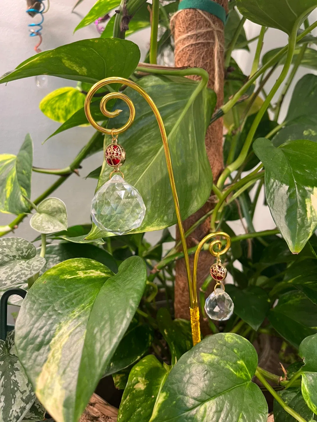 Decorative Suncatcher Plant Pot Stakes image indicator(5)