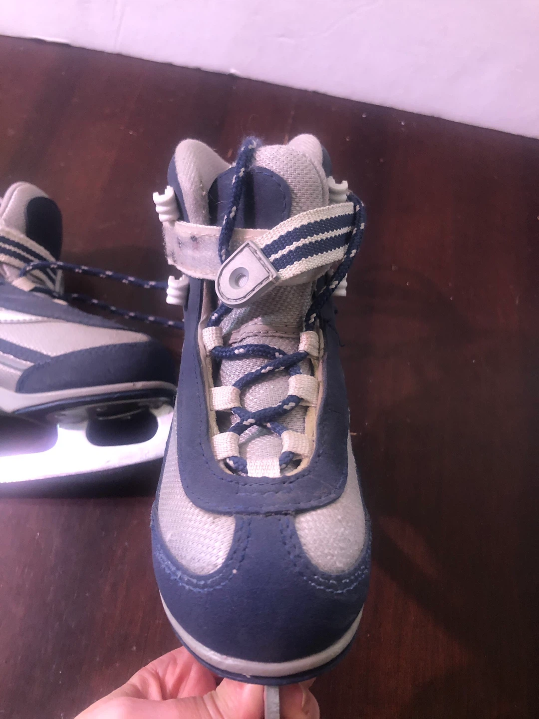 Child’s Skates. Size 12J. Softec.  Like new - photo 2