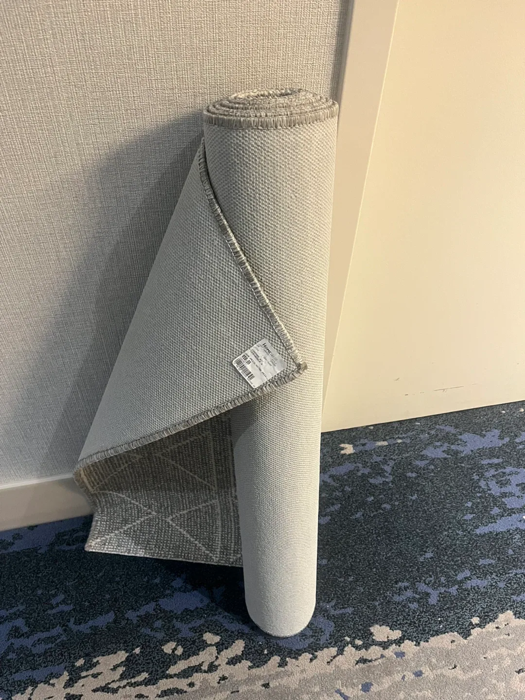 HomeSense Grey Geometric Area Rug image indicator(2)