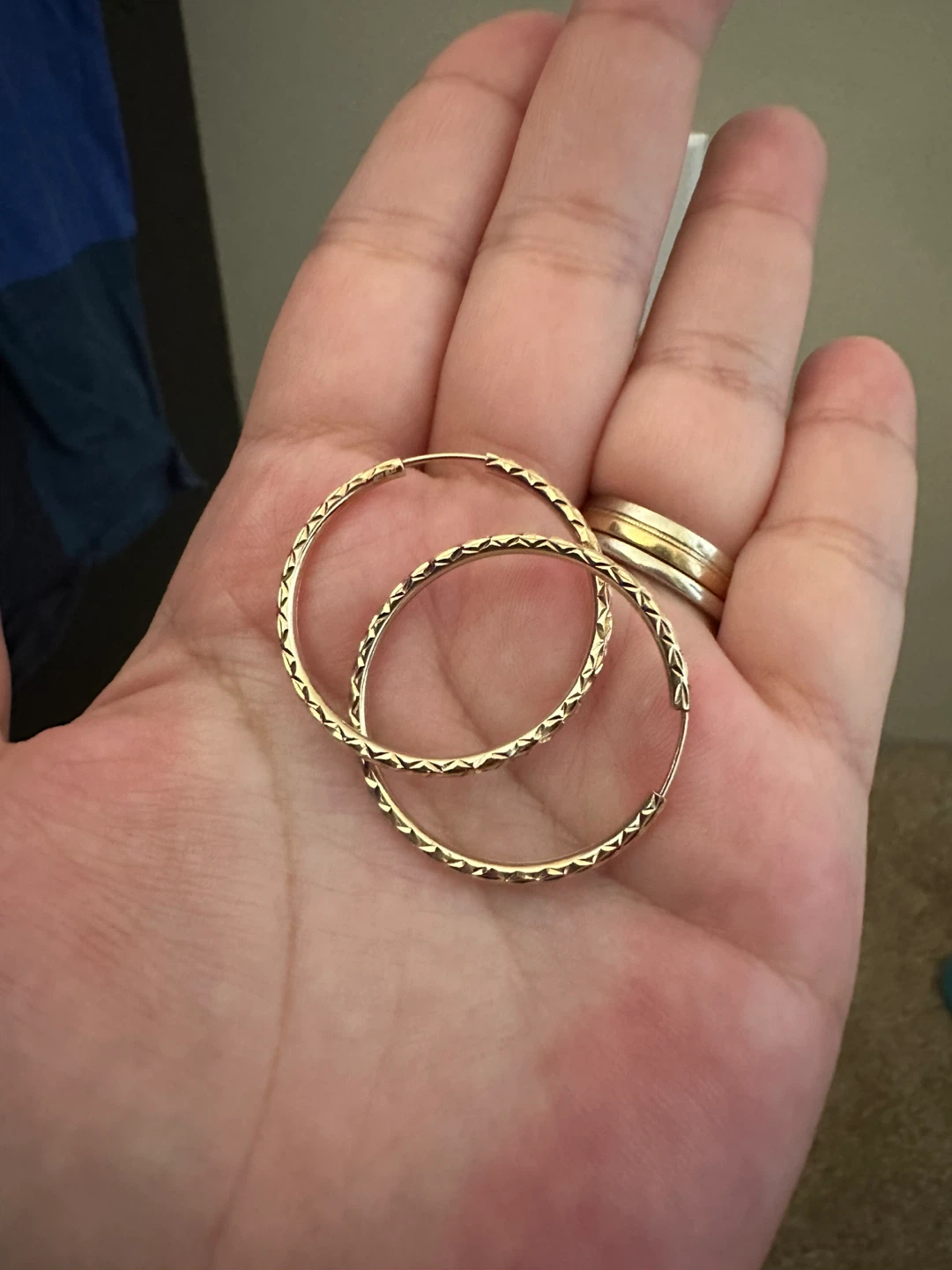 10K Hoop earrings