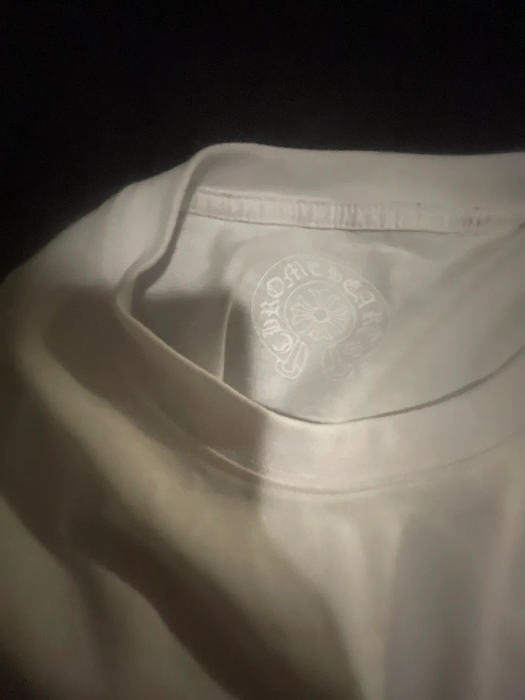 Chrome heartz long sleeve image indicator(4)