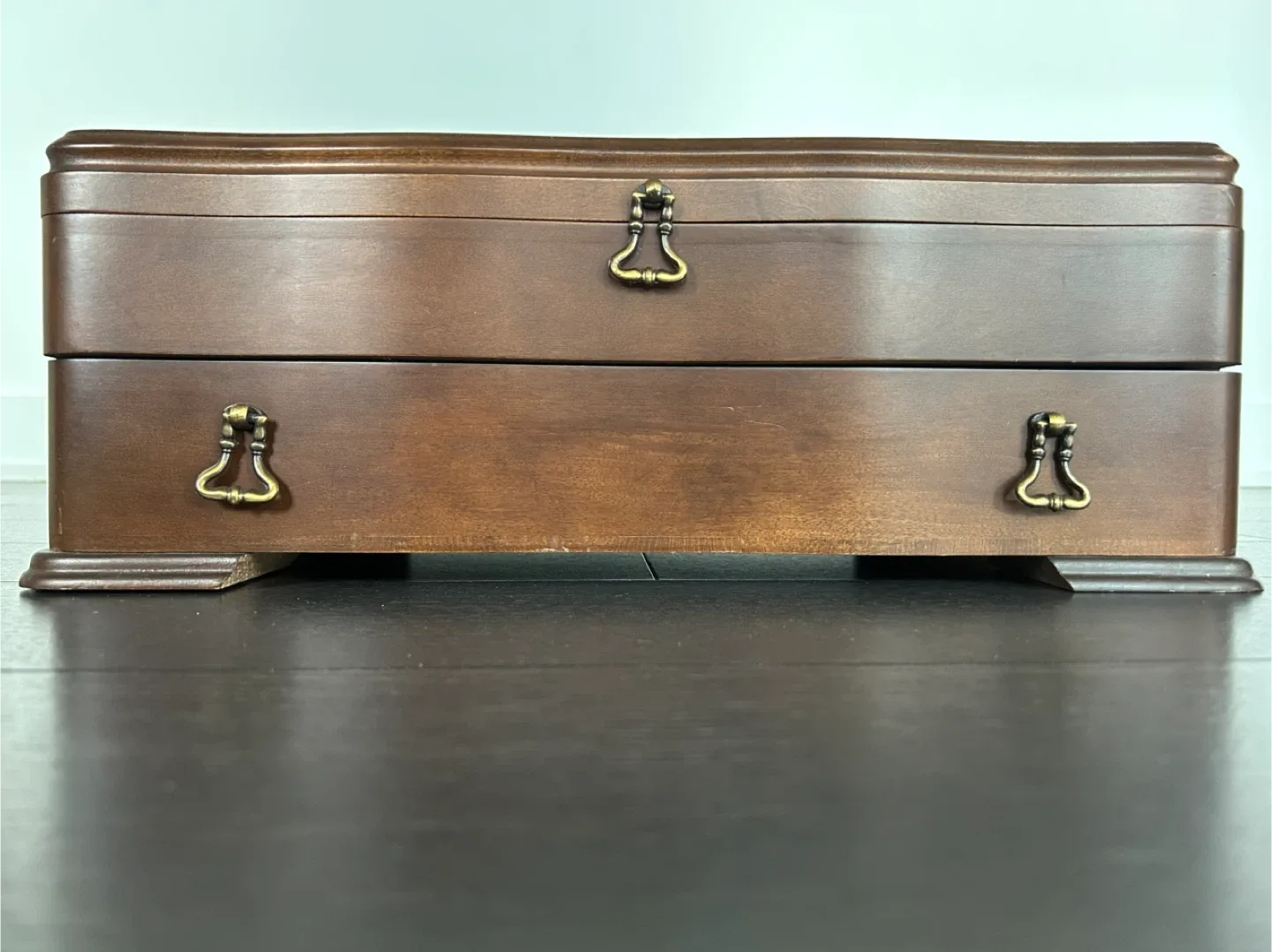 Vintage Birks Silverware Set with Wooden Case image indicator(4)