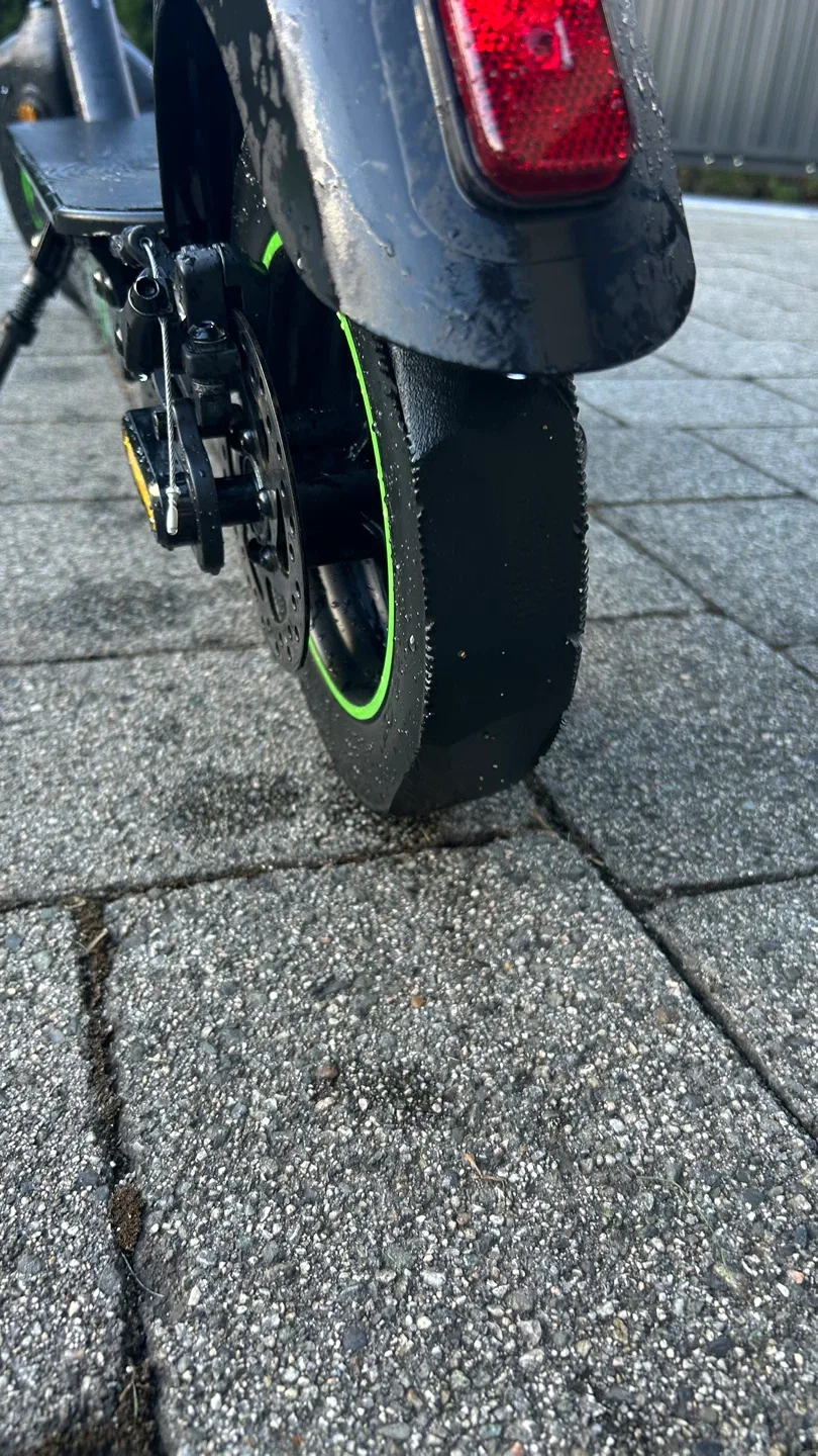 Acer ES Series 2 Electric Scooter - NO TRADES image indicator(4)