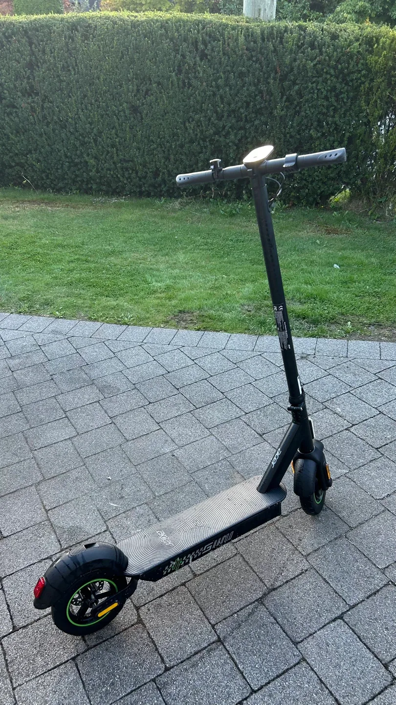 Acer ES Series 2 Electric Scooter - NO TRADES image indicator(5)