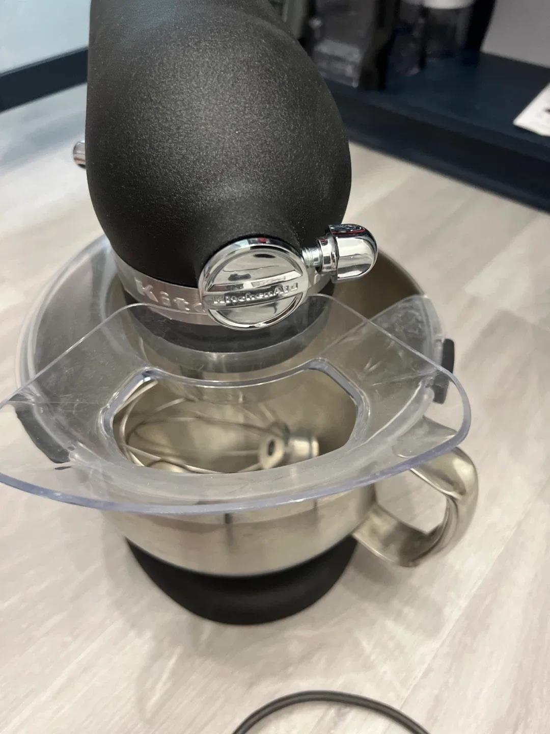 KitchenAid Artisan Stand Mixer - Black image indicator(2)