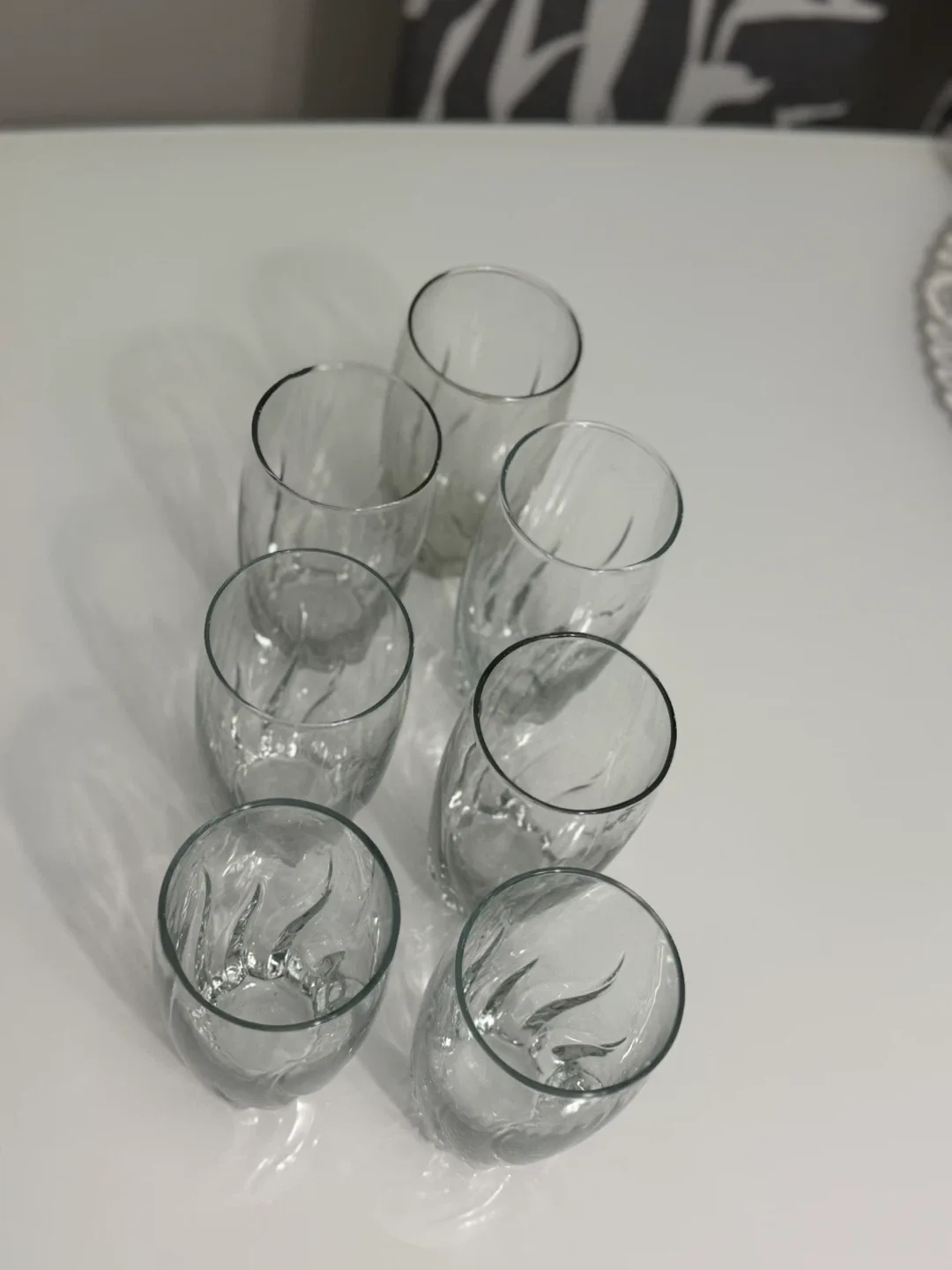 Set of 6 Textured Clear Drinking Glasses thumbnail