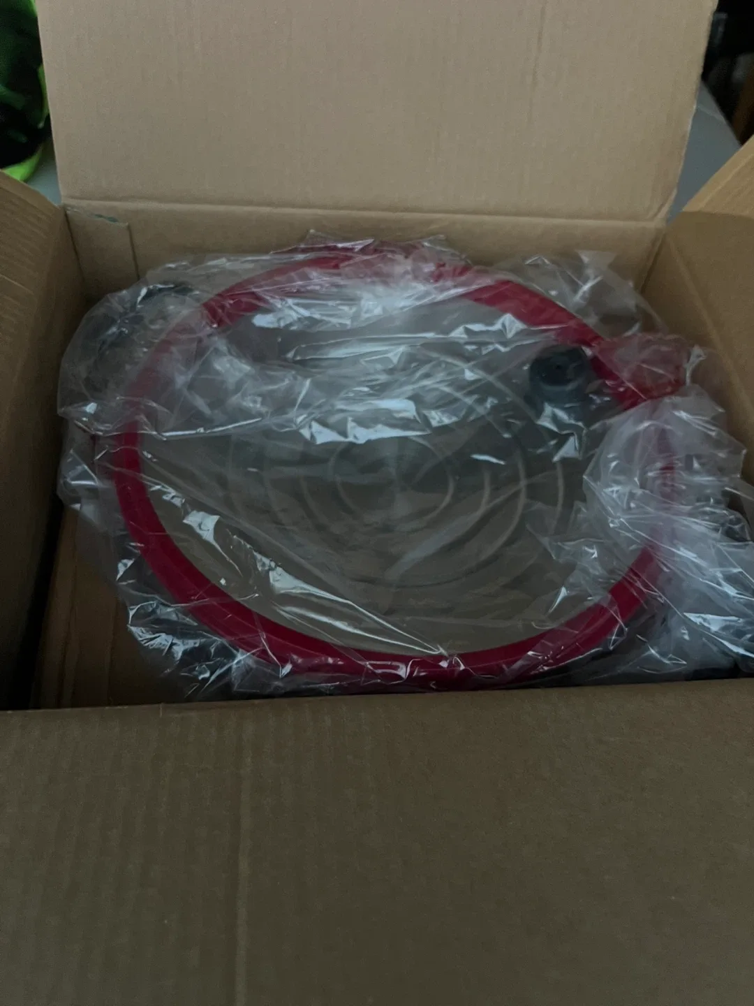 Royal Prestige Novel 8-Quart Dutch Oven - New! image indicator(4)