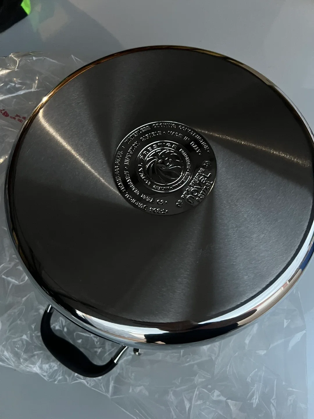 Royal Prestige Novel 8-Quart Dutch Oven - New! image indicator(5)
