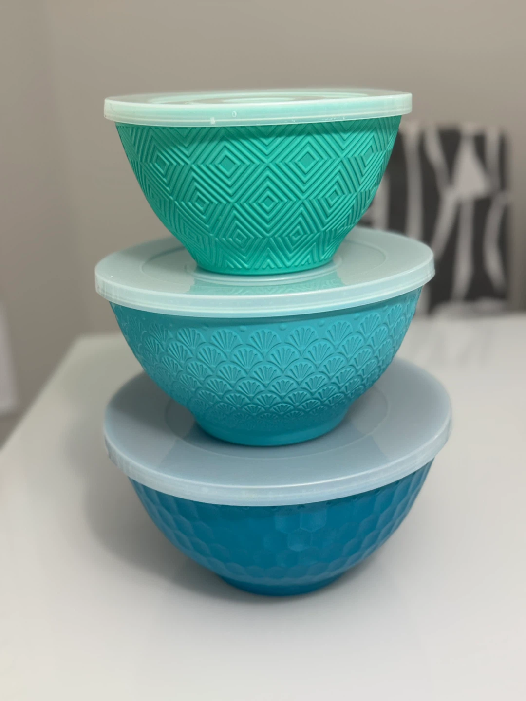 Teal Nesting/mixing Bowls with Lids - Set of 3 - photo 3