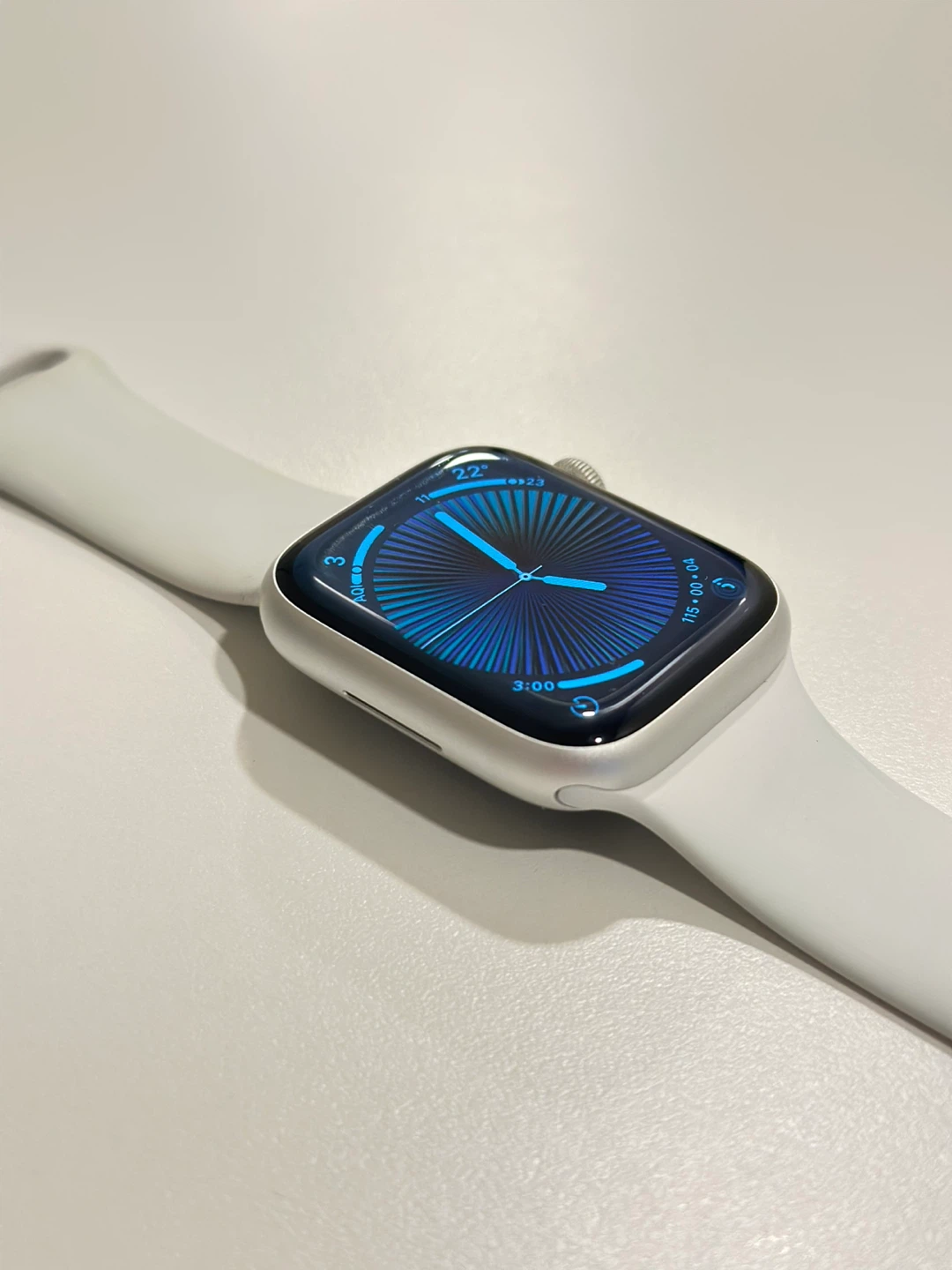 Apple Watch Series 8 - 45mm - photo 4