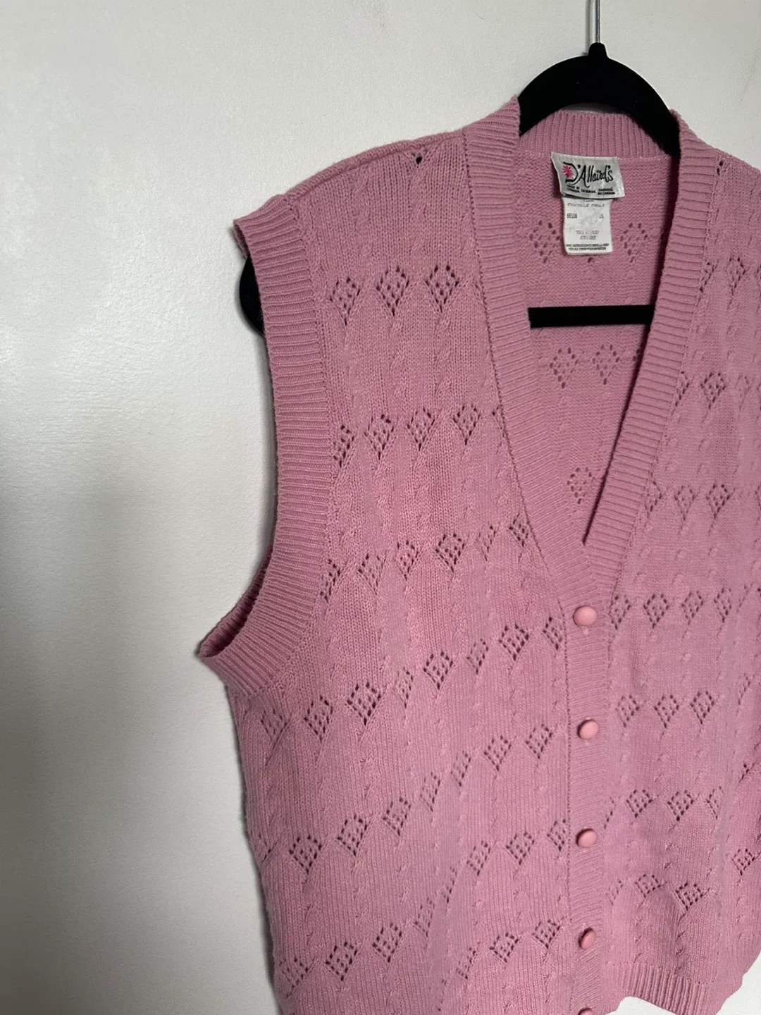 D'Allaird's Pink Knit Vest Size L Preppy Grandmacore image indicator(6)