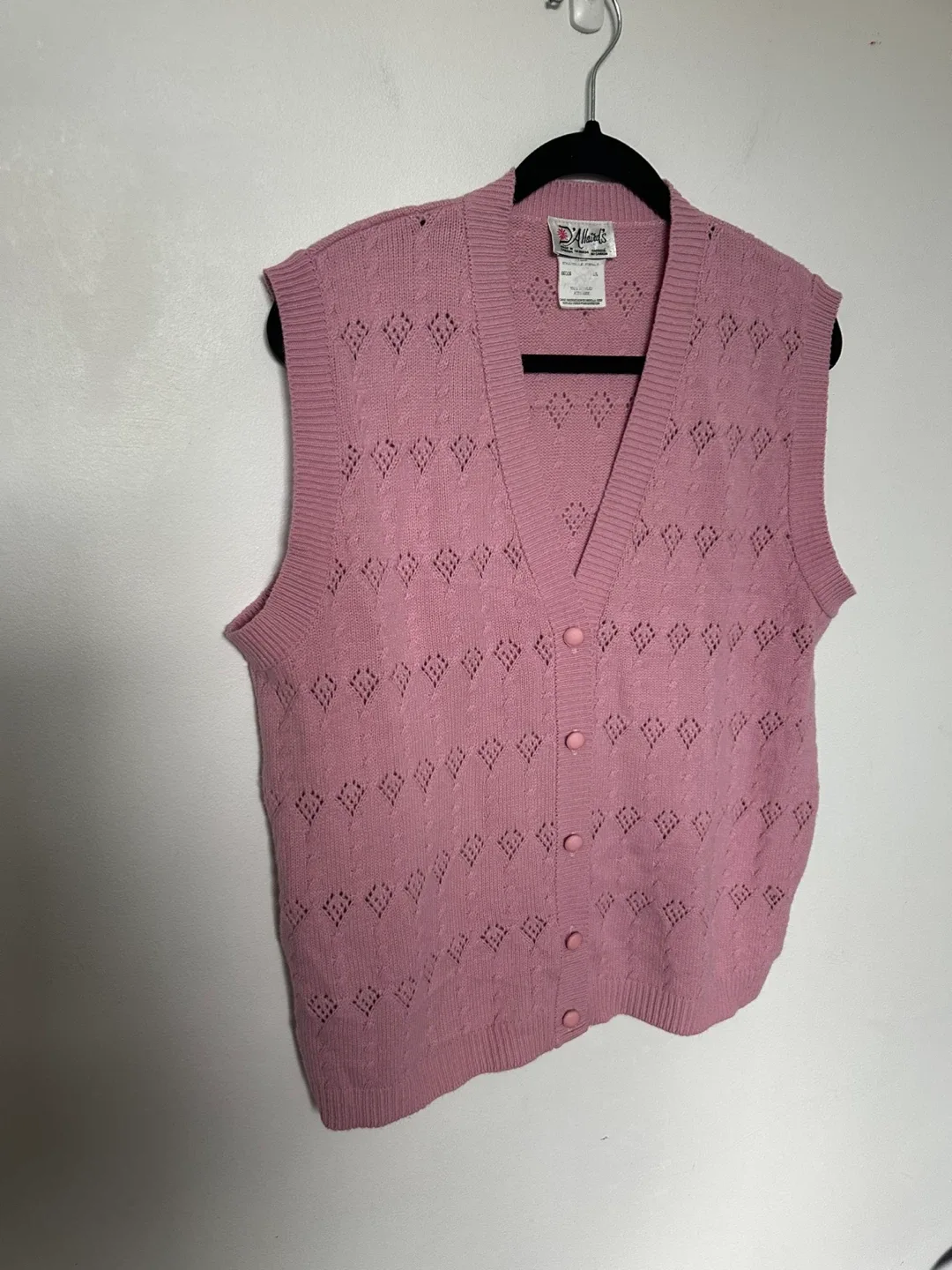 D'Allaird's Pink Knit Vest Size L Preppy Grandmacore image indicator(4)