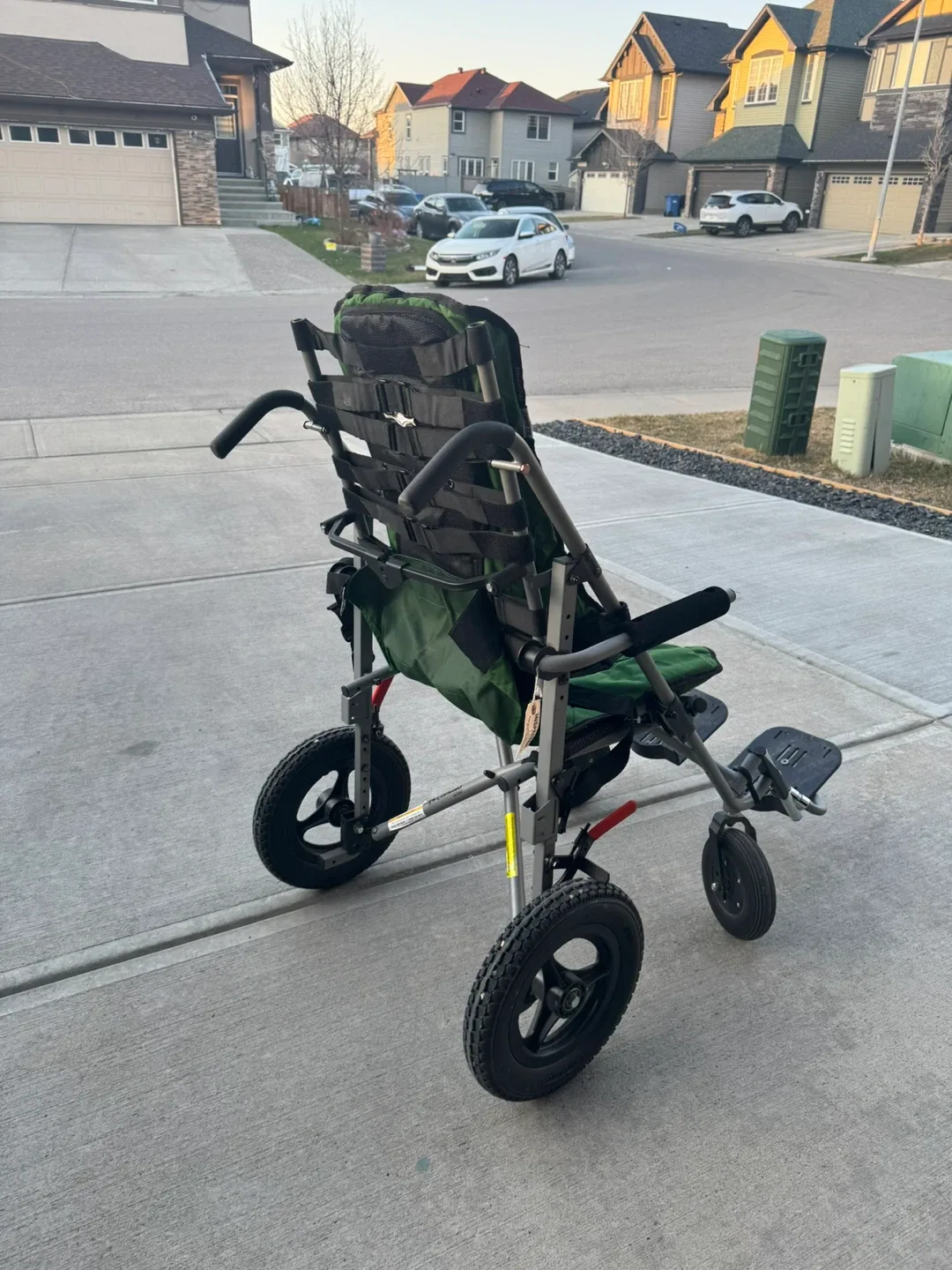 Convaid EZ Rider Green Stroller/Wheelchair image indicator(6)