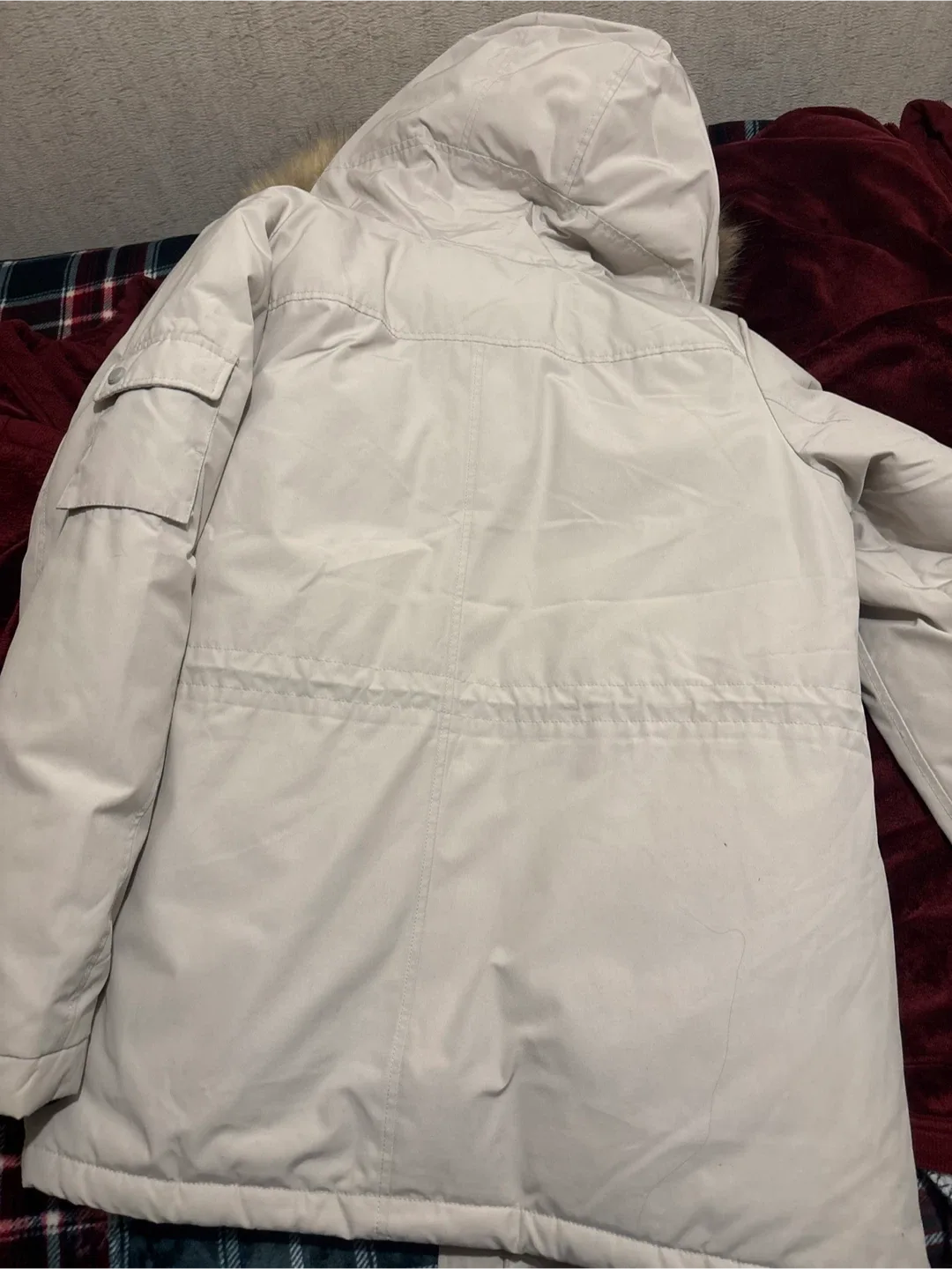 Disney BOO Cream Winter Parka image indicator(2)