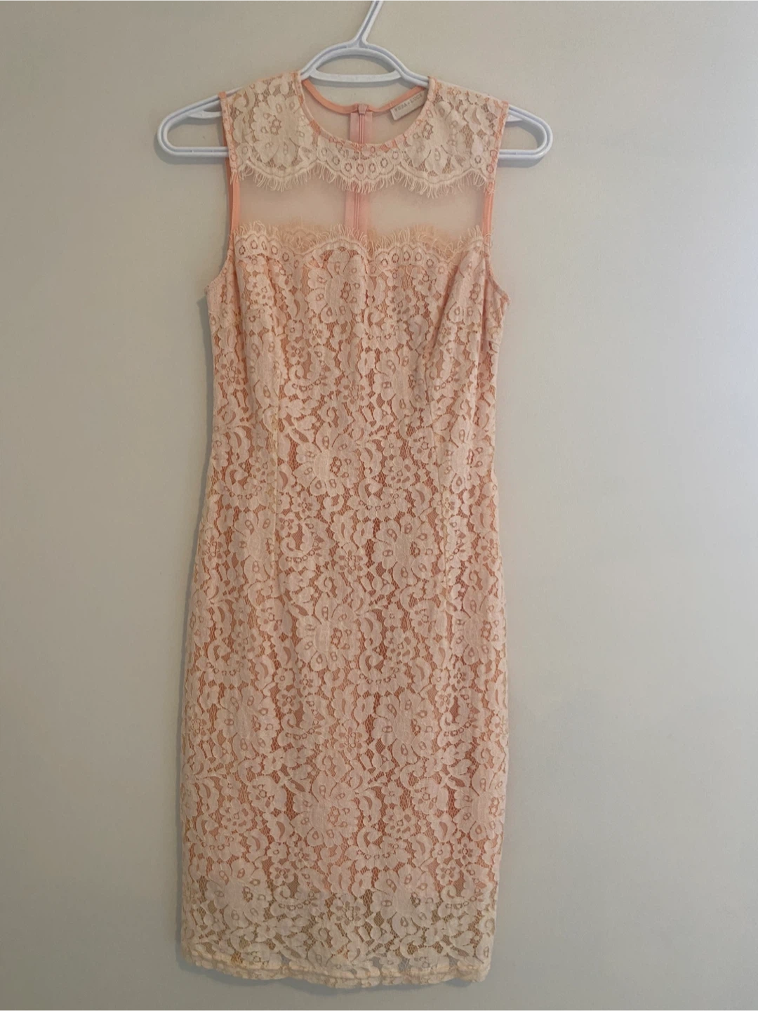 Lace Sleeveless Dress - Peach
