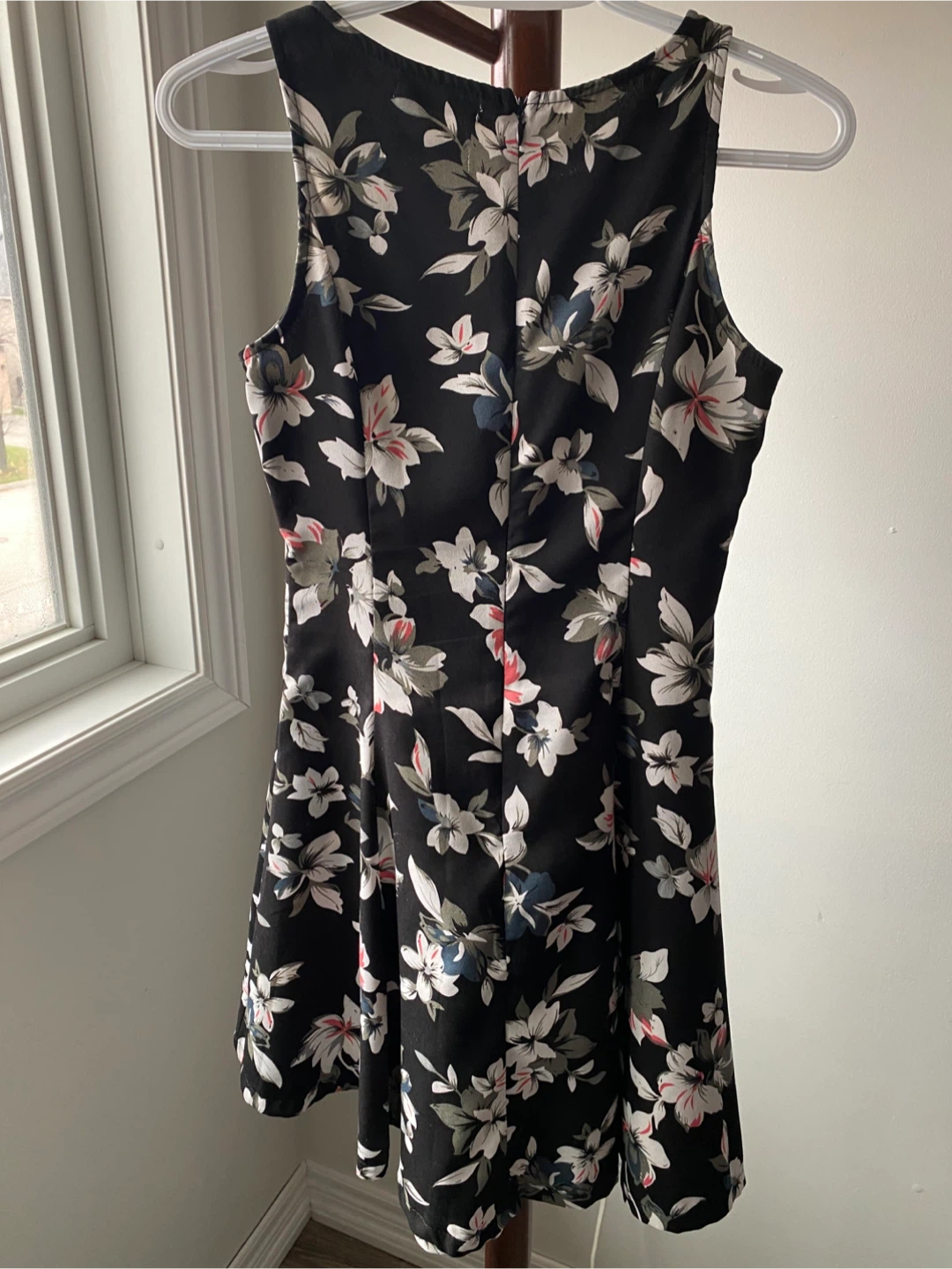 Floral Sleeveless Dress - photo 2