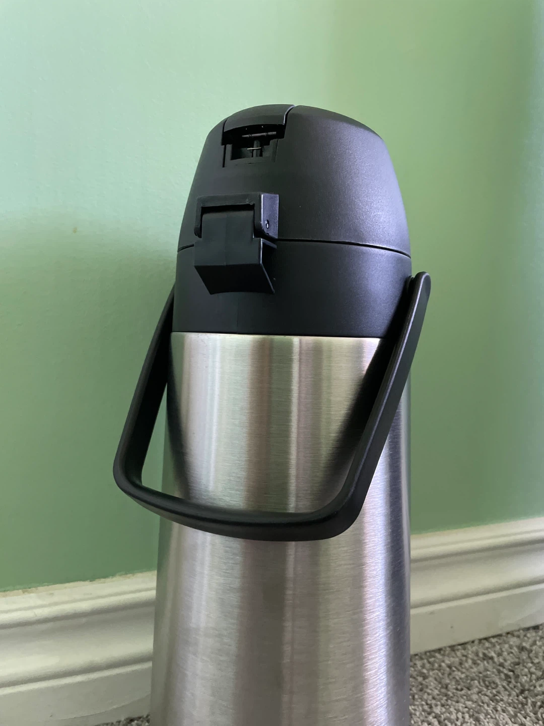 64 oz Stainless Steel insulated beverage dispenser - photo 2