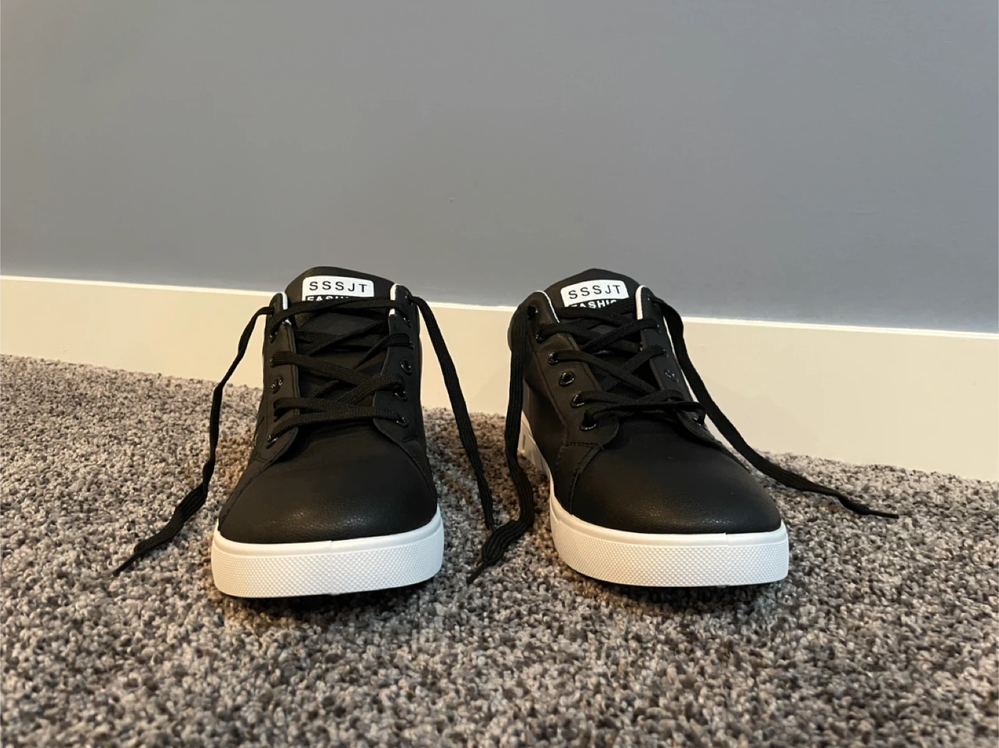 Classic Black Sport Sneakers with Red & White Accents - photo 5