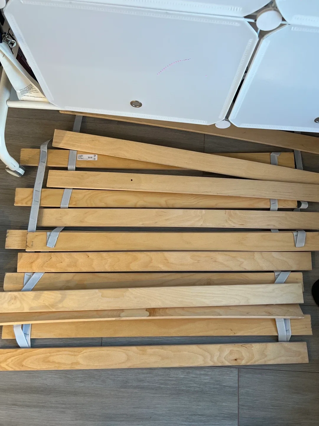 IKEA LURÖY Queen Slatted Bed Base image indicator(2)