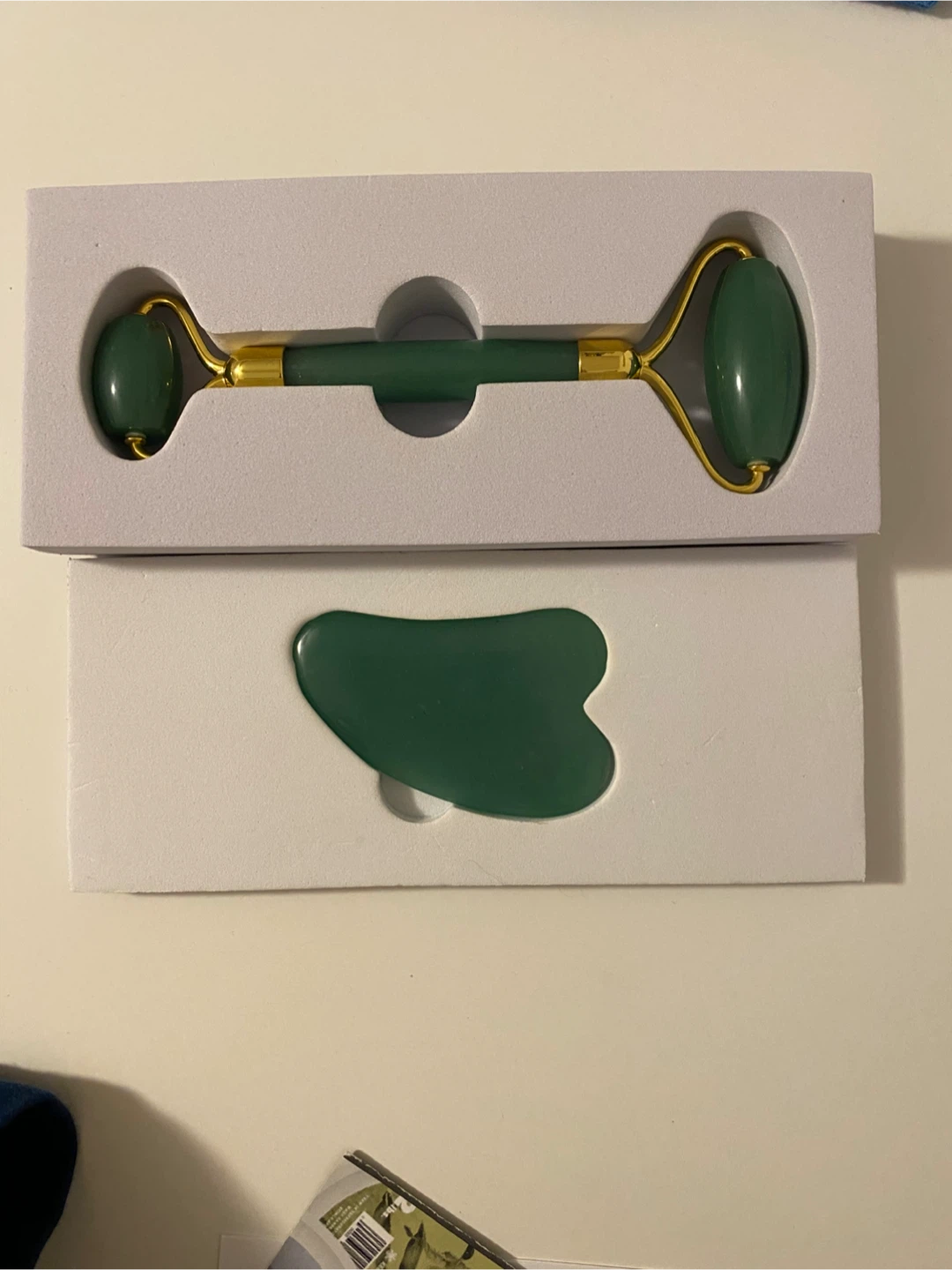 Jade Roller & Facial Tools - photo 2