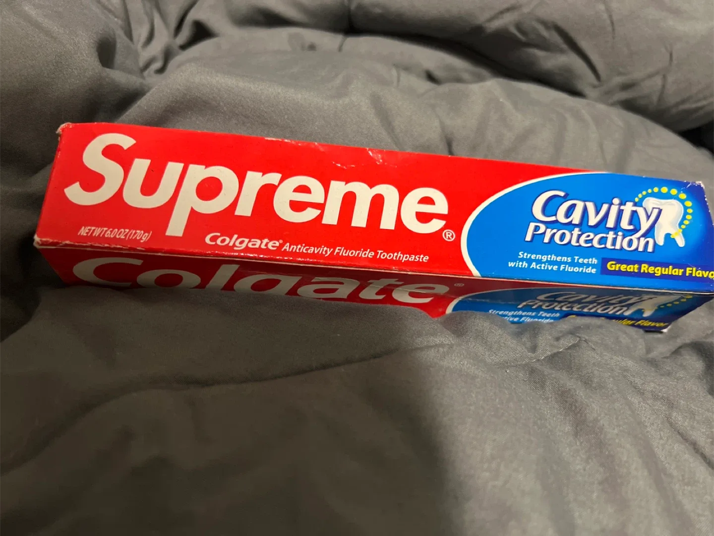 Supreme x Colgate Toothpaste image indicator(2)