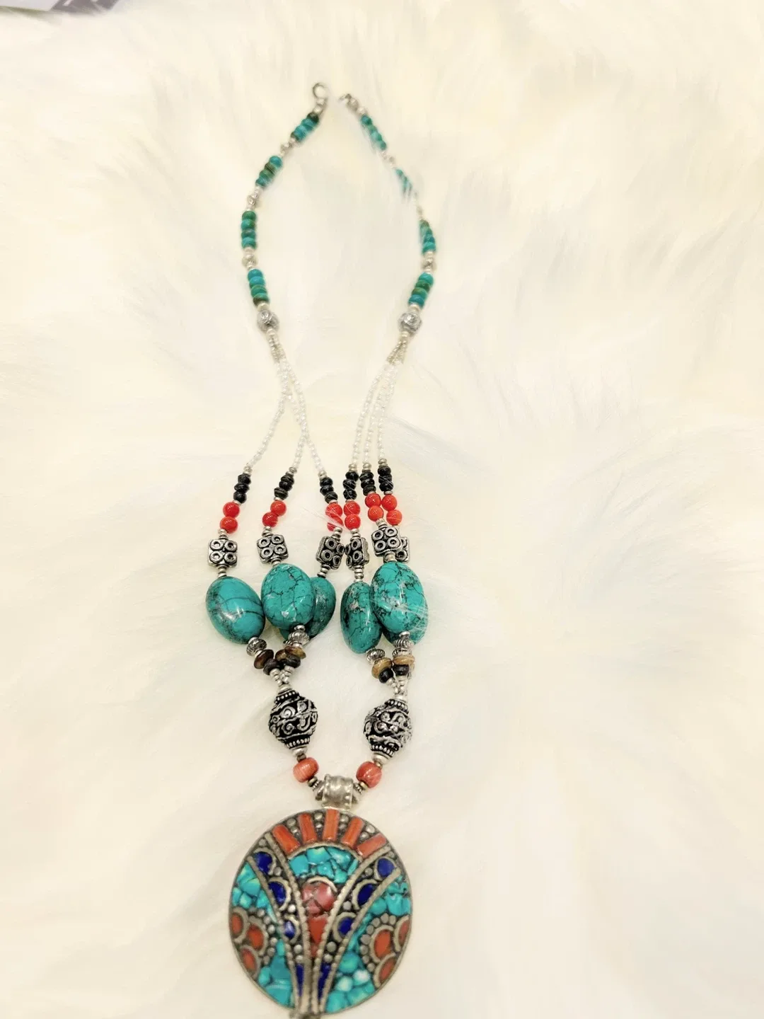 Beaded Turquoise & Coral Necklace image indicator(2)