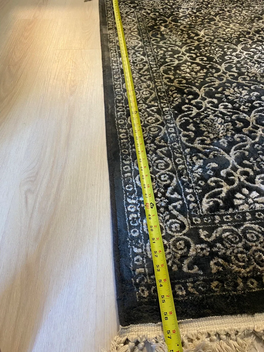 Black Patterned Area Rug (38x56 inches) image indicator(4)