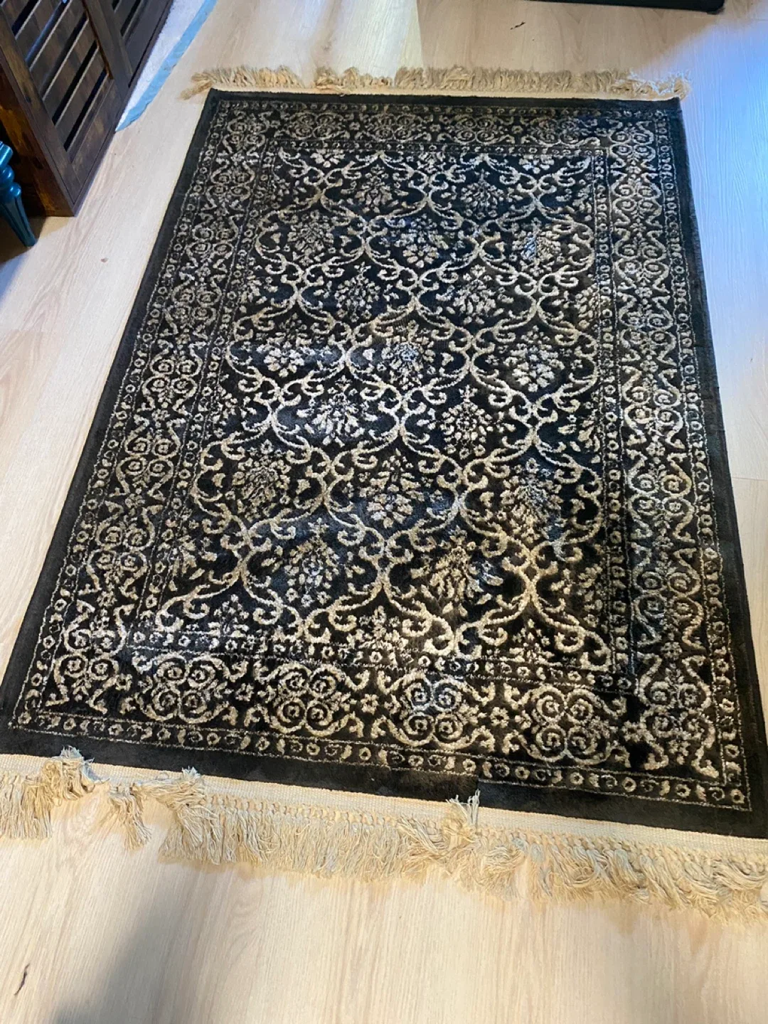 Black Patterned Area Rug (38x56 inches) image indicator(2)