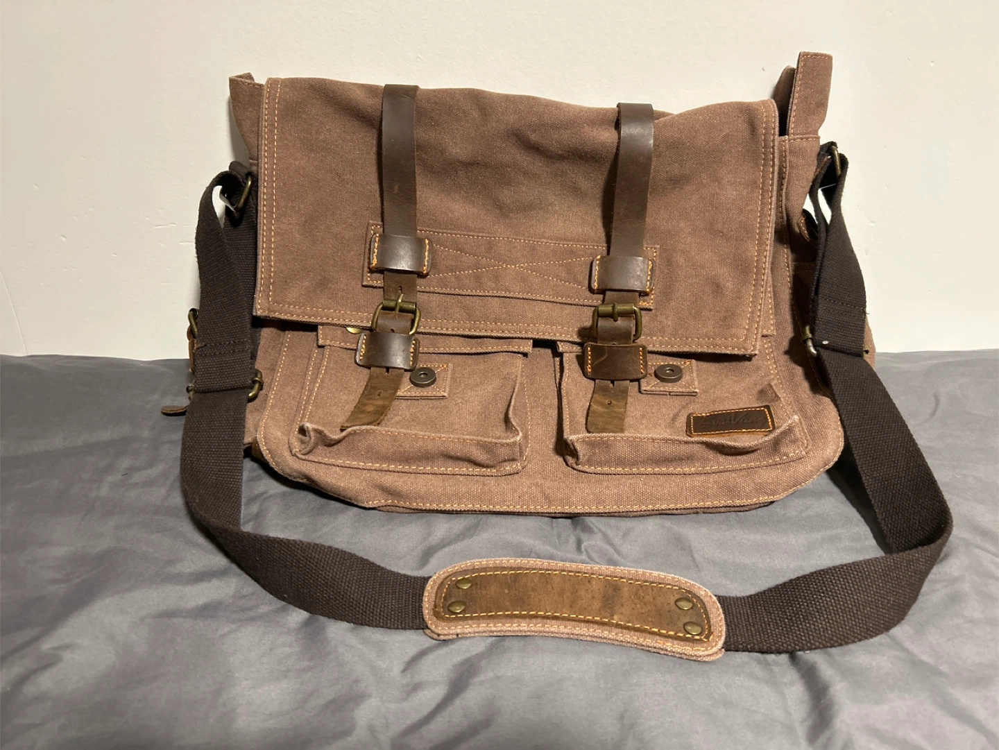 Canvas Messenger Bag - Brown