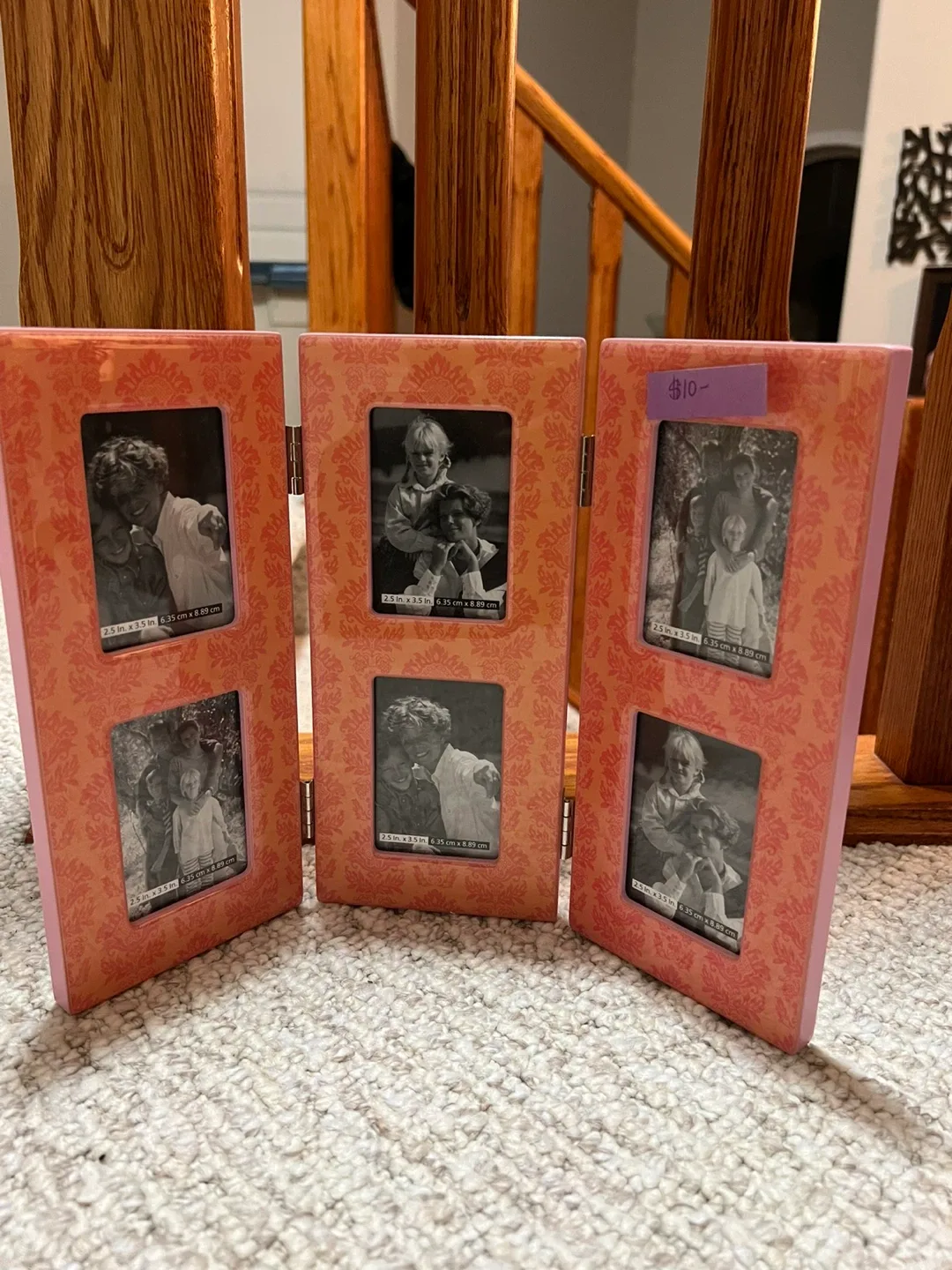 Folding Picture Frame - Holds 6 Photos image indicator(3)