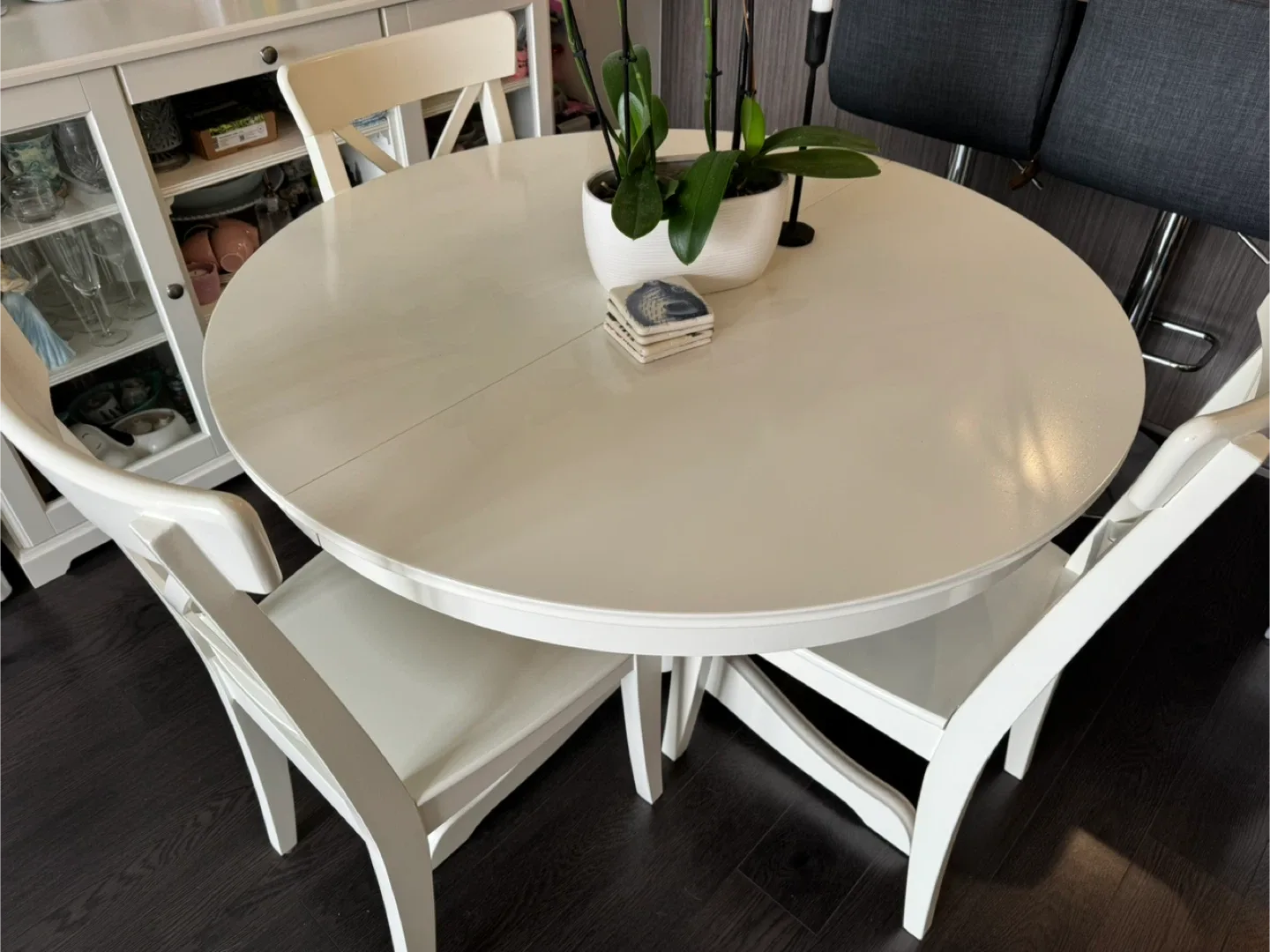 IKEA Dining Room Table and Chairs image indicator(2)