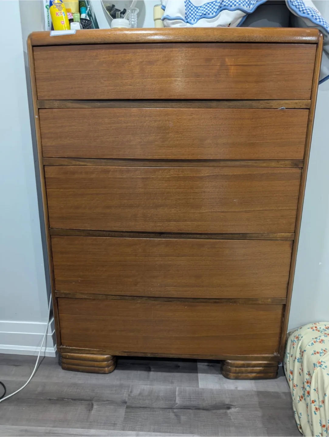 Wooden 5-Drawer Dresser thumbnail