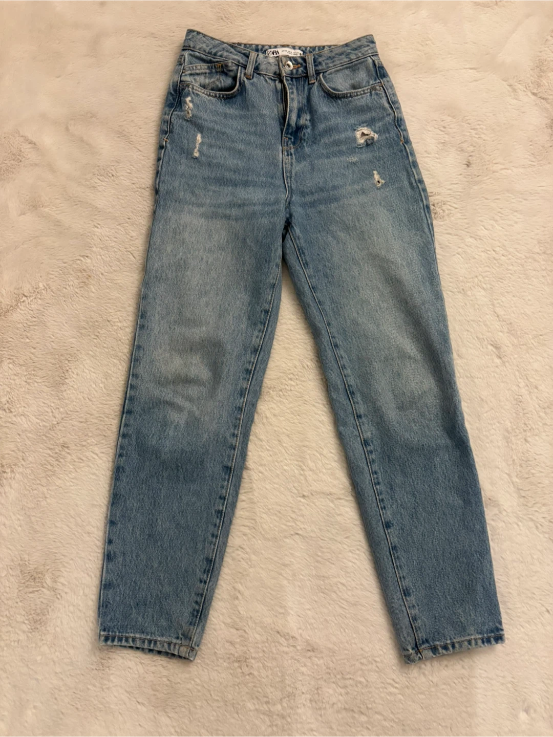 Zara Mom Fit Jeans