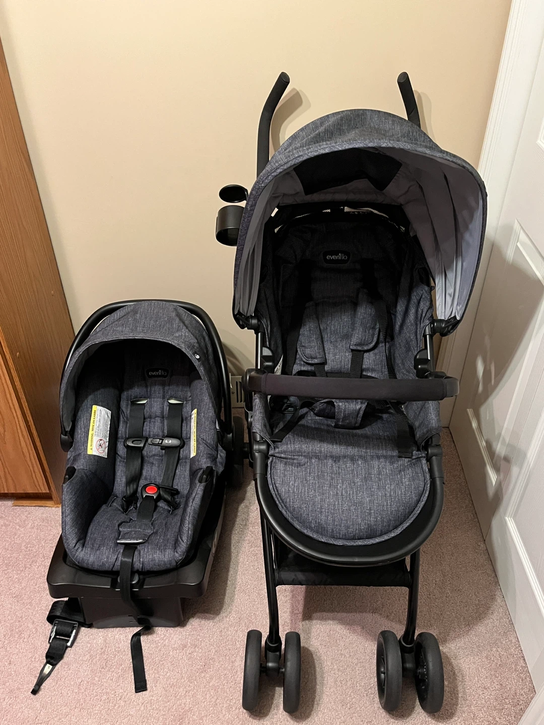 Evenflo Car seat & Stroller - photo 2