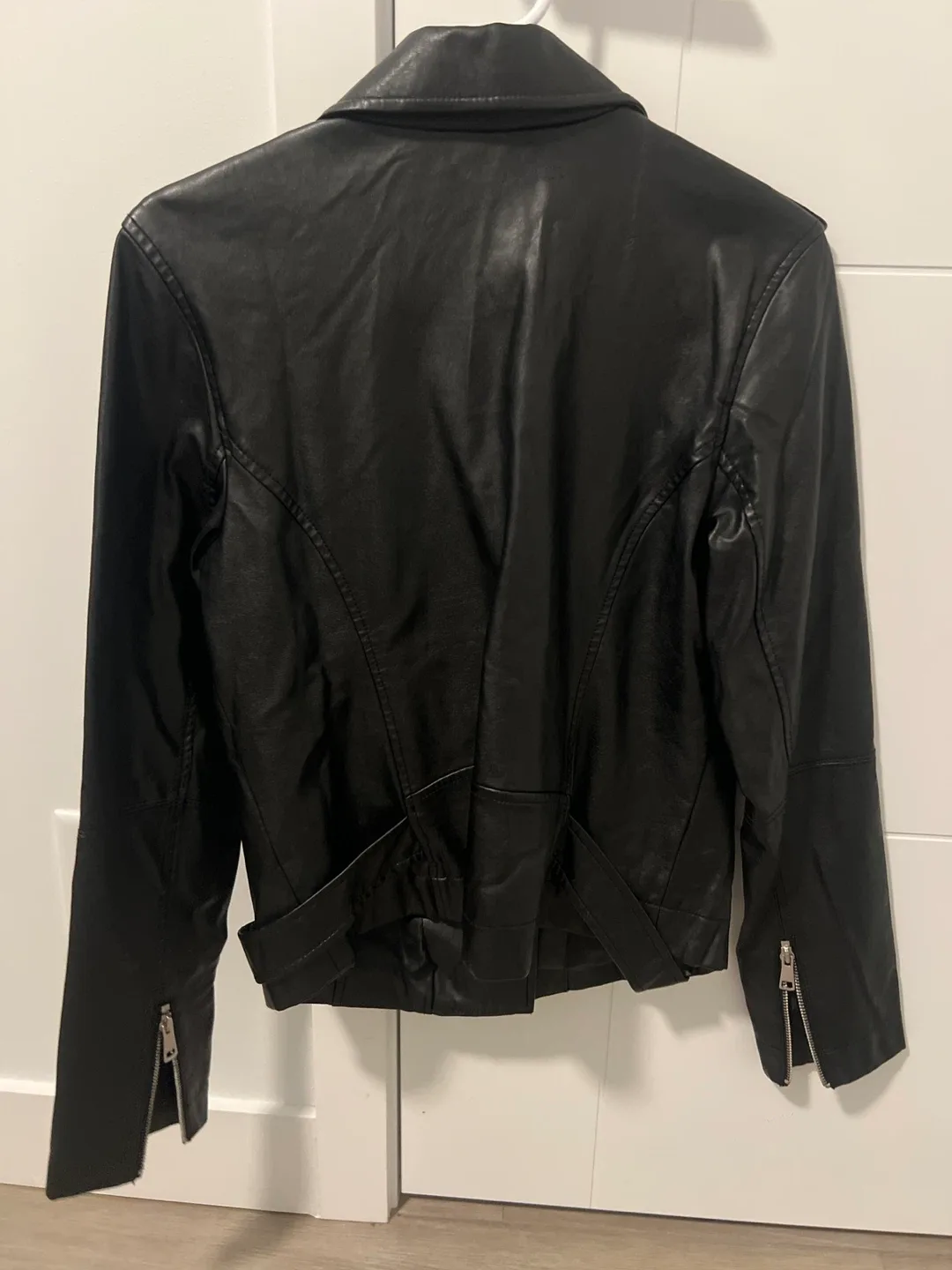 Guess Black Faux Leather Jacket - Size M image indicator(4)