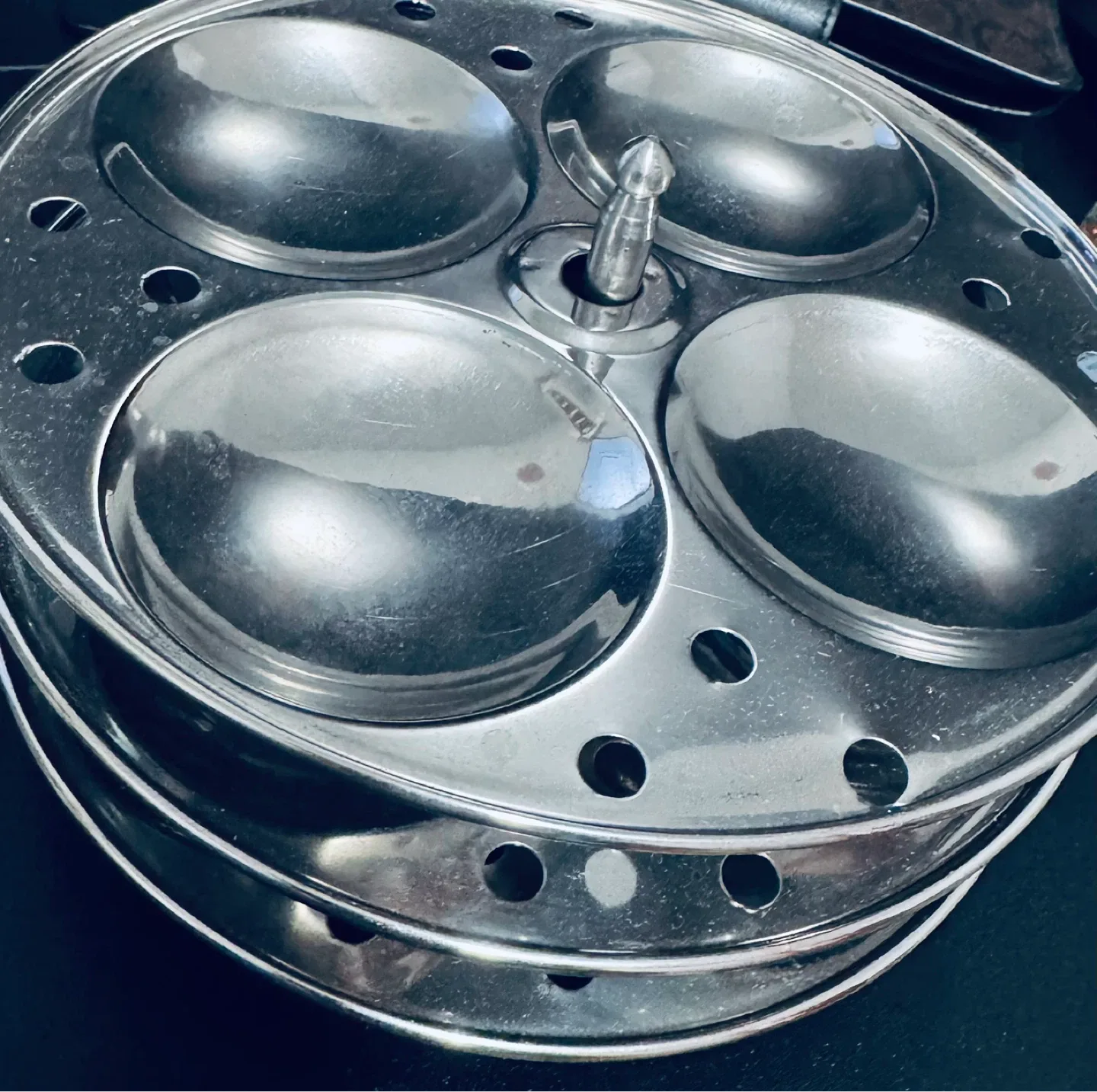 Stainless Steel Idli Maker image indicator(2)