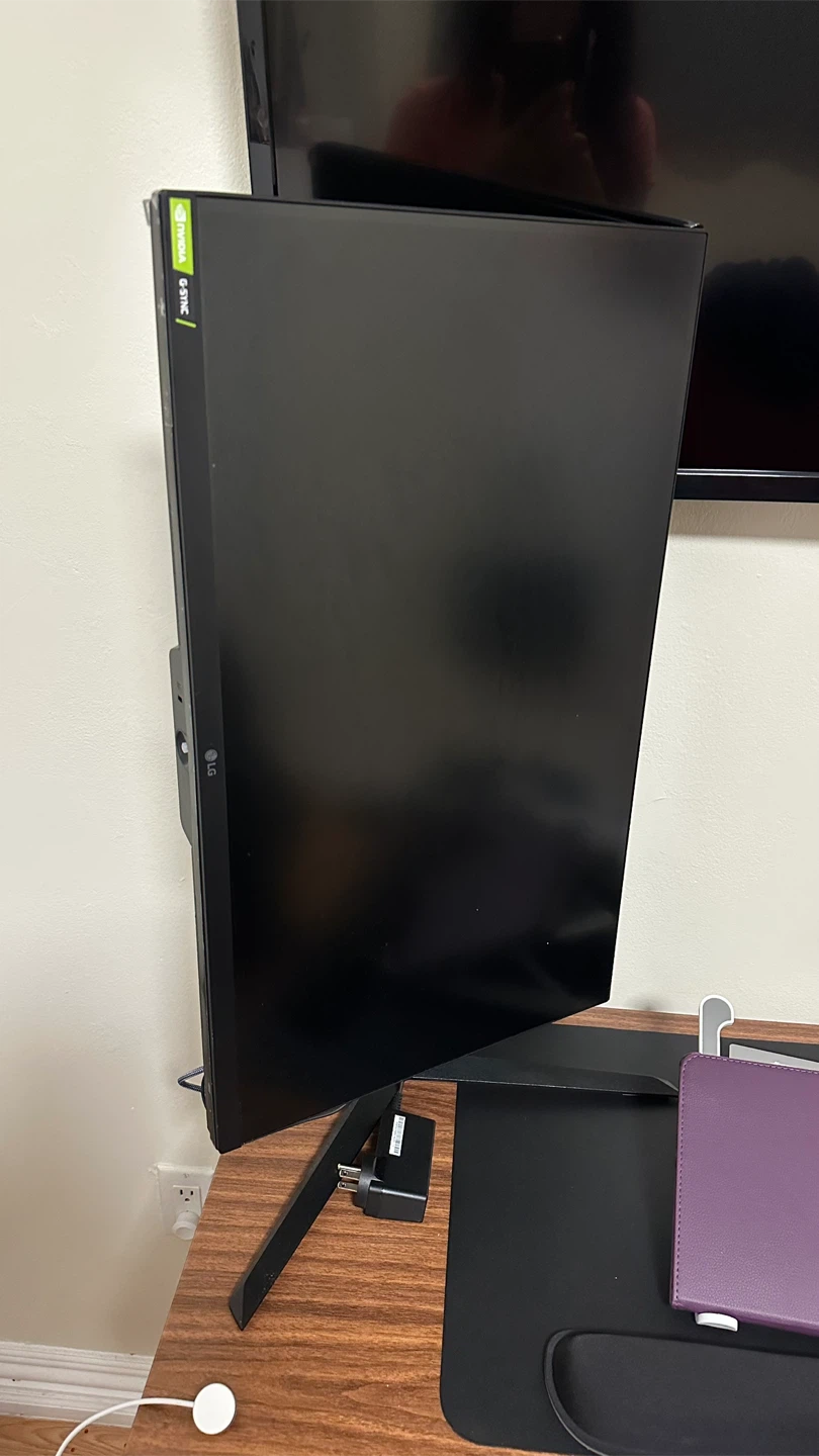 LG Rotating Monitor with NVIDIA G-SYNC