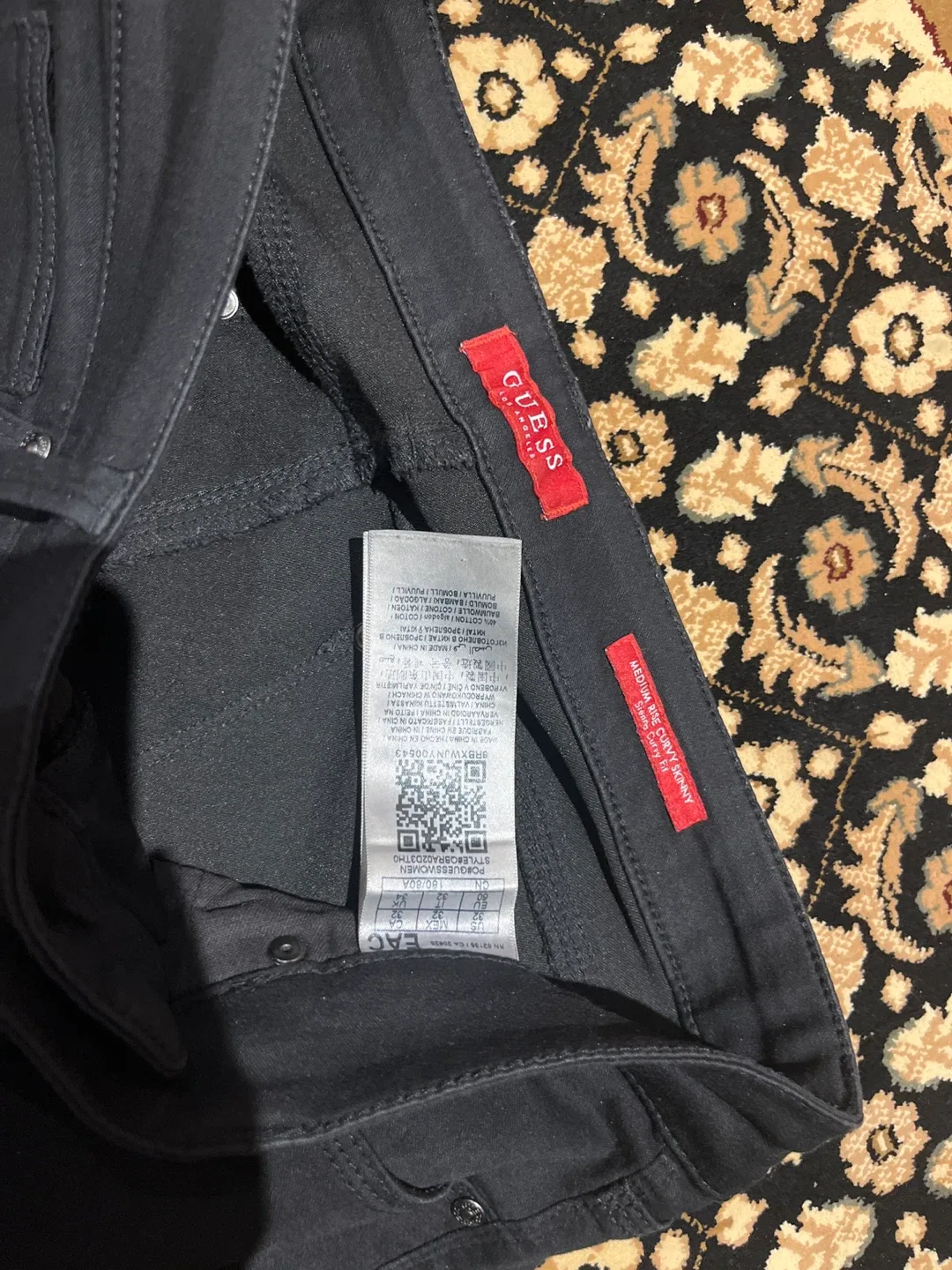 Medium Rise Curvy Skinny Jeans and skirts image indicator(2)