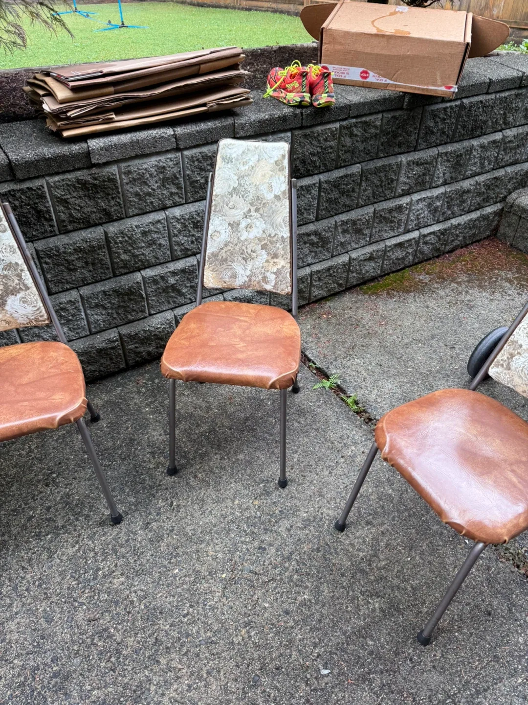 Vintage Dining Chairs - Set of 5 image indicator(2)
