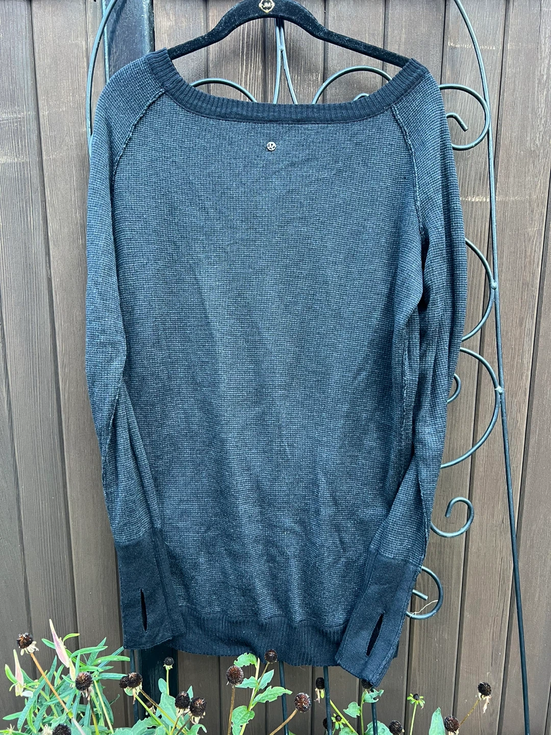 Lululemon reversible Sweater w/ Thumb Holes - photo 2