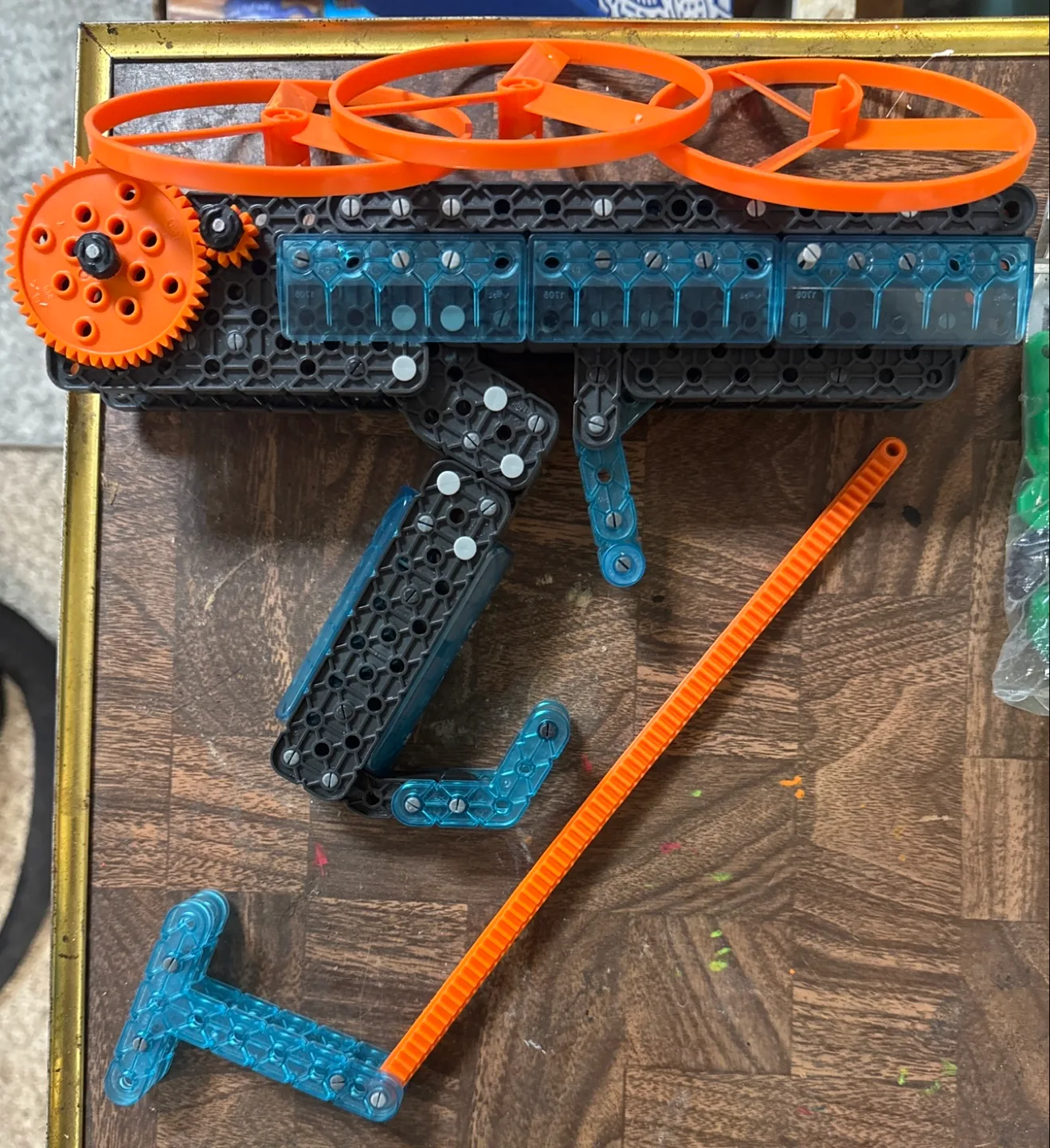 Meccano Micronoid Blaster Set & Mecanno Flying Disc Set