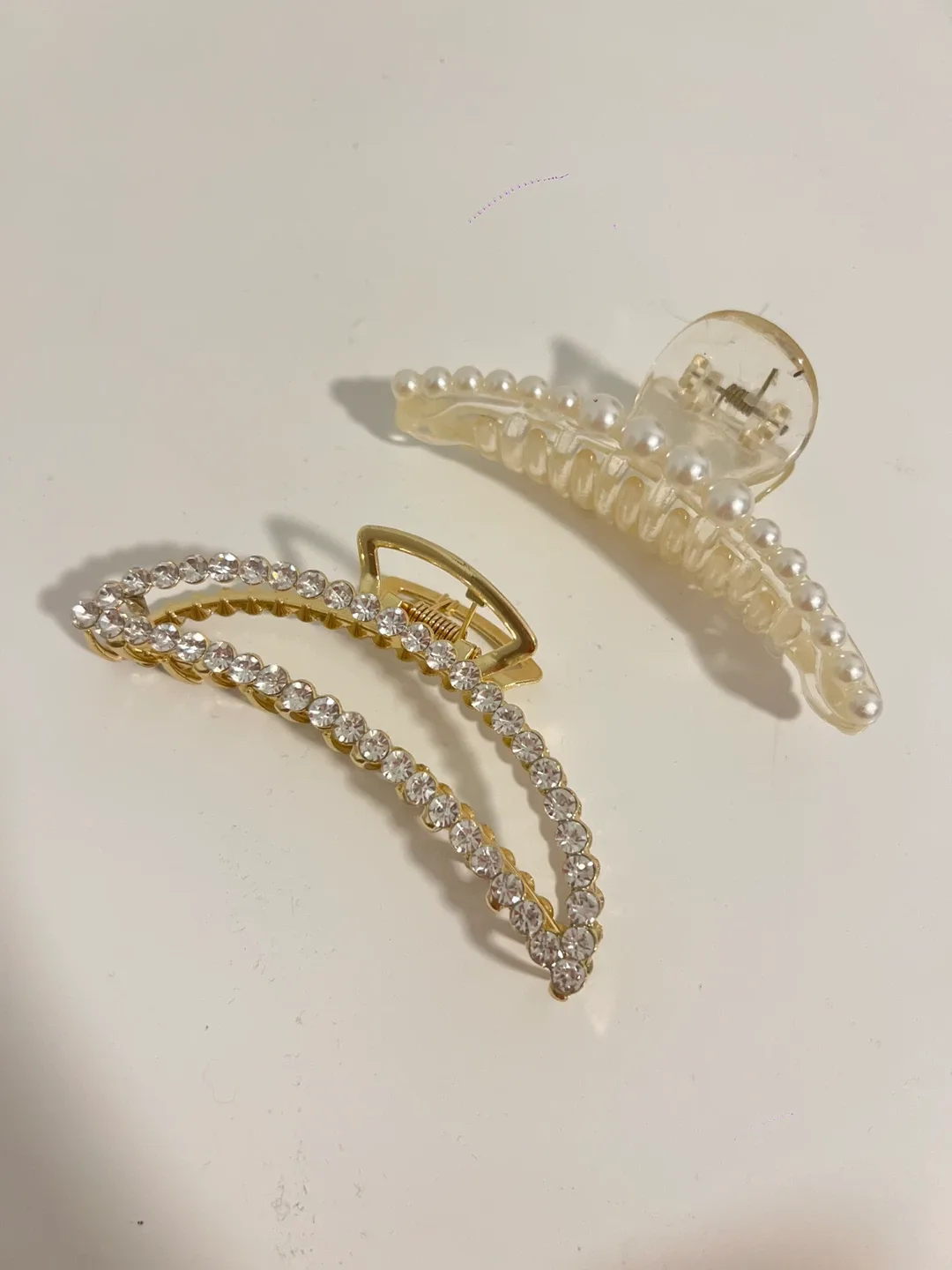 Hair Claw Clips - Gold & Pearl thumbnail