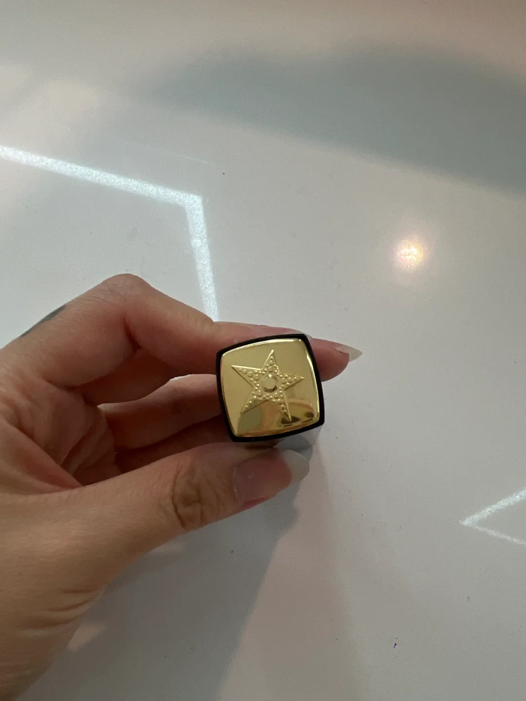 Chanel Rouge Allure Velvet Lipstick image indicator(3)